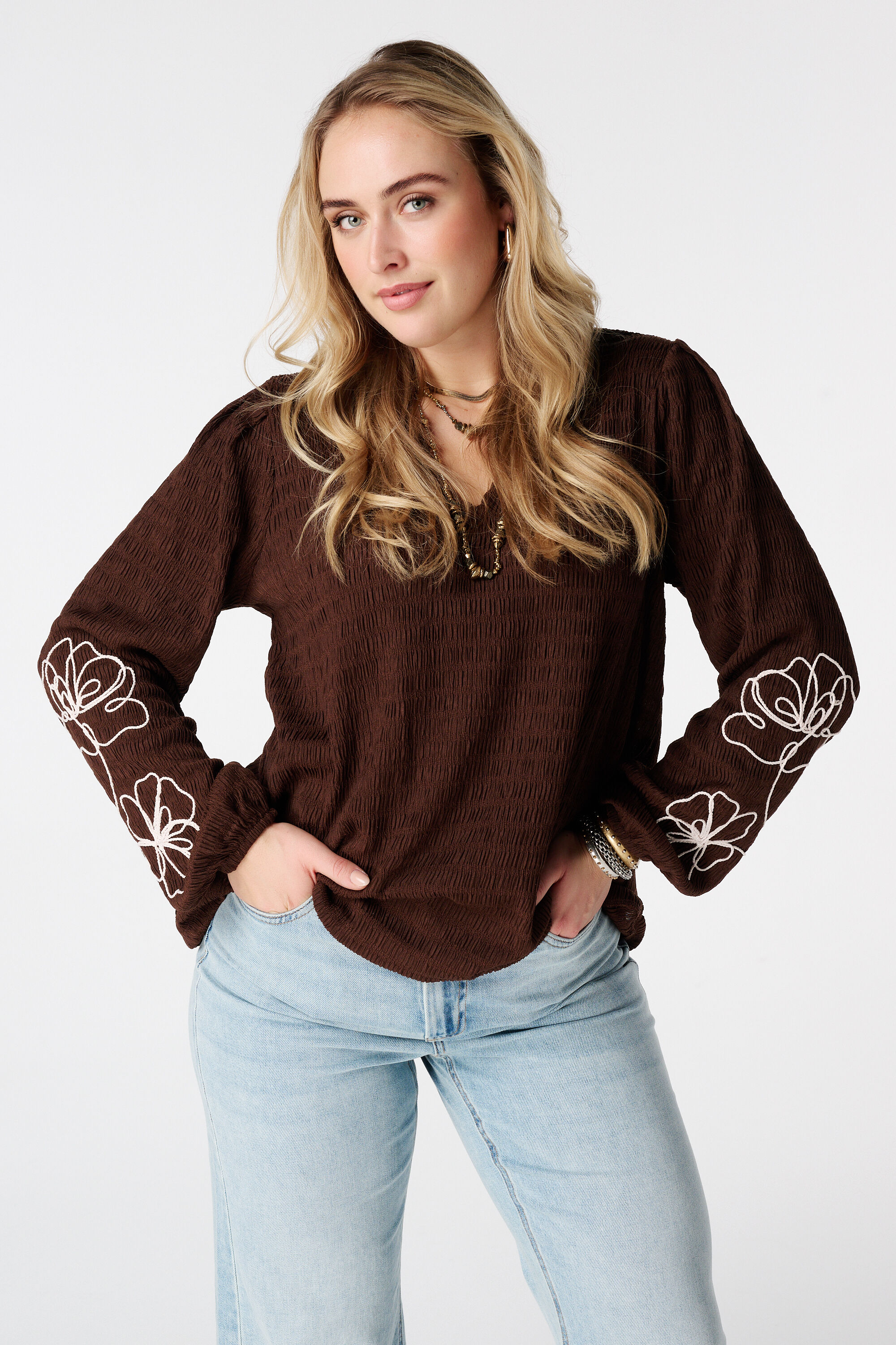 Blouse met embroidery 