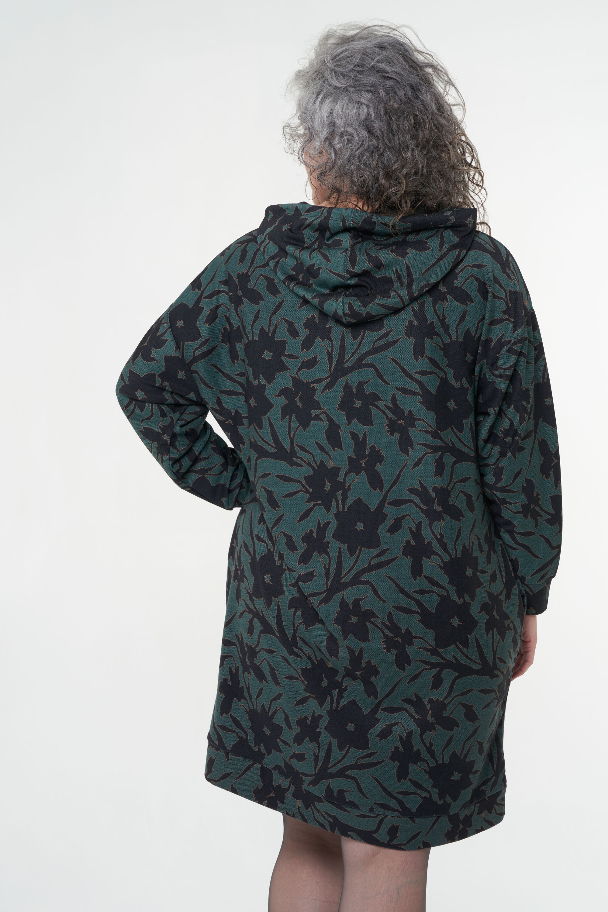 Sweater dress met capuchon image number 4