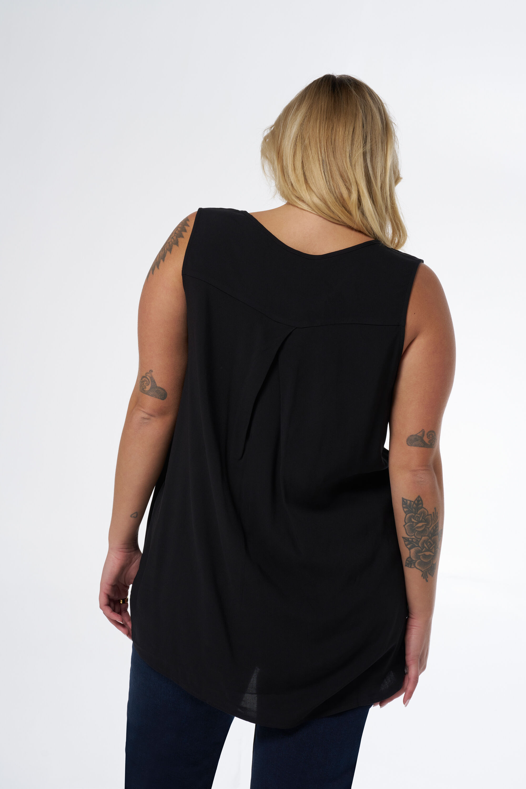 Dames Mouwloze blouse met v hals MS Mode