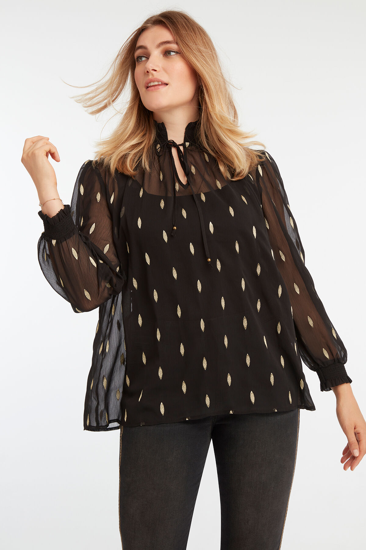 Blouse met embroidery image number 4