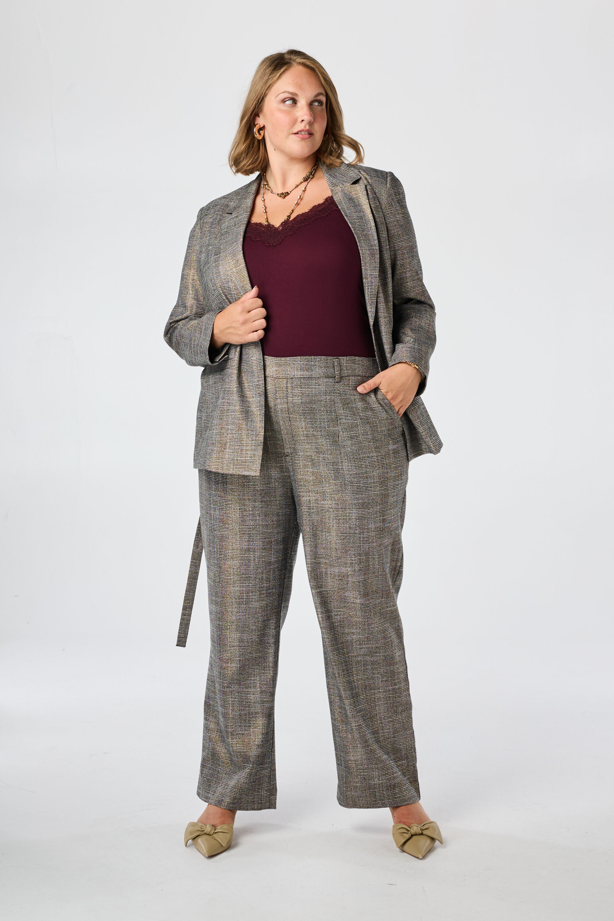 Geruite blazer met ceintuur image number 4