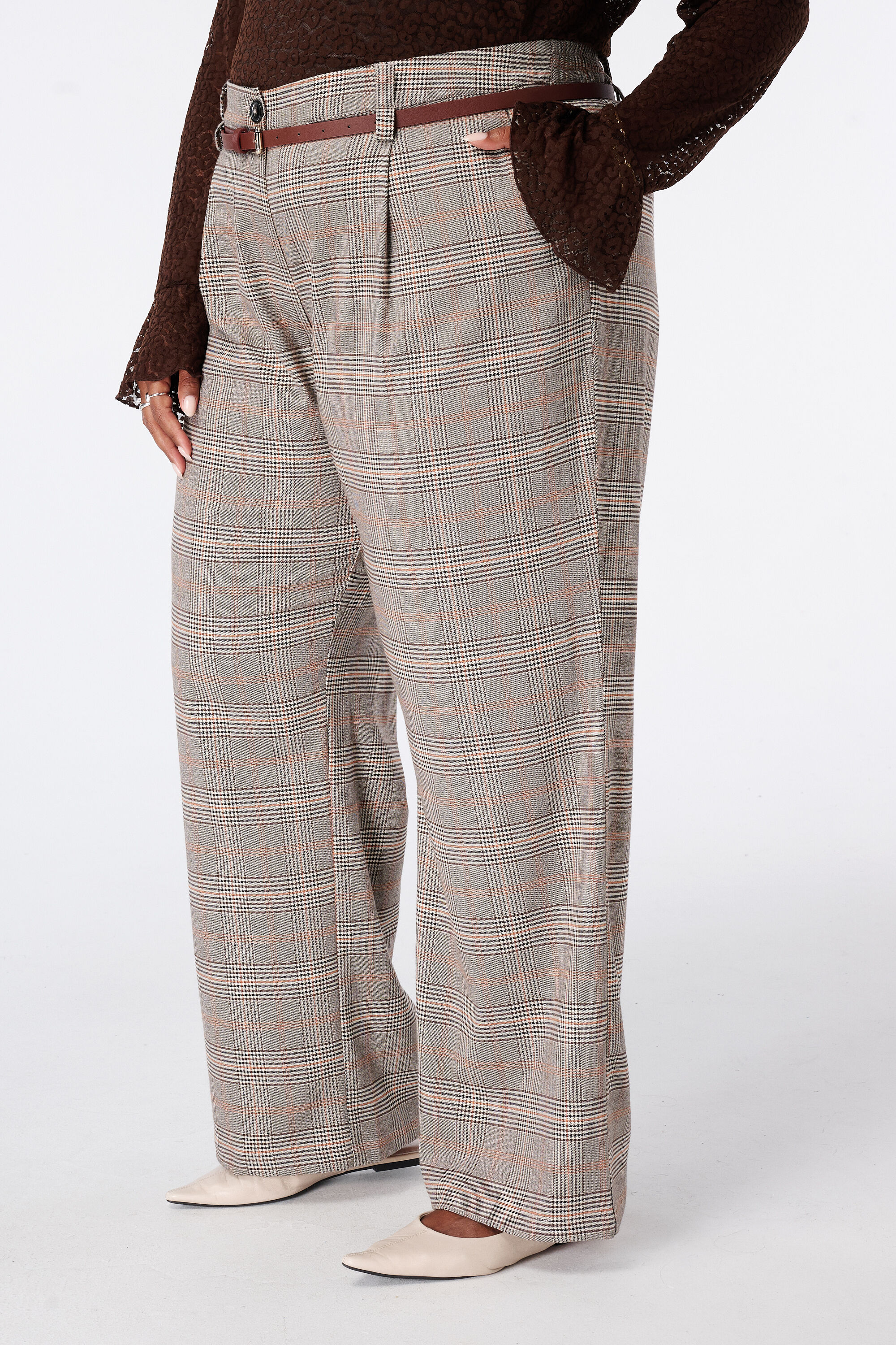 Geruite broek met ceintuur image number 5