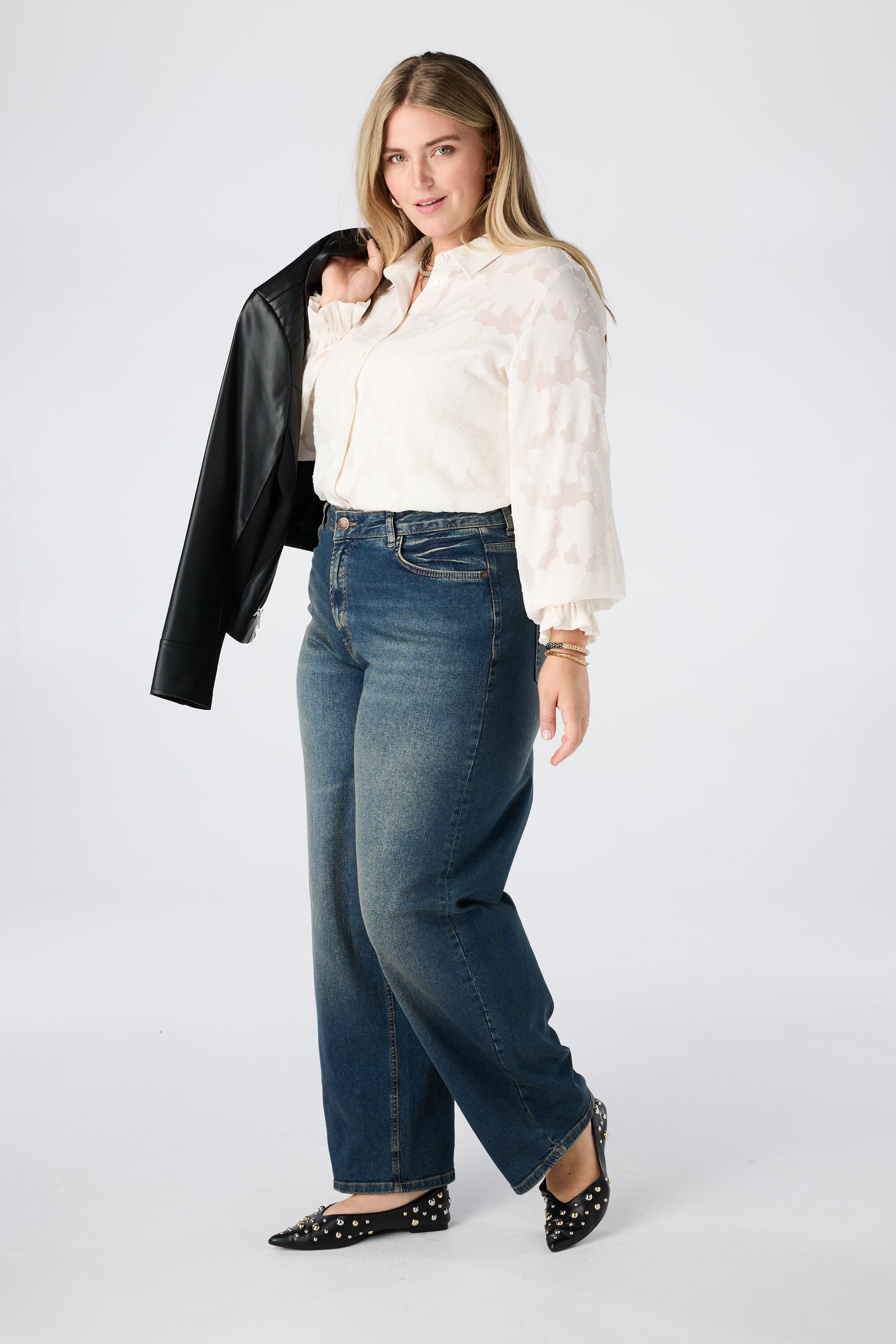Sheer blouse met bloemen structuur