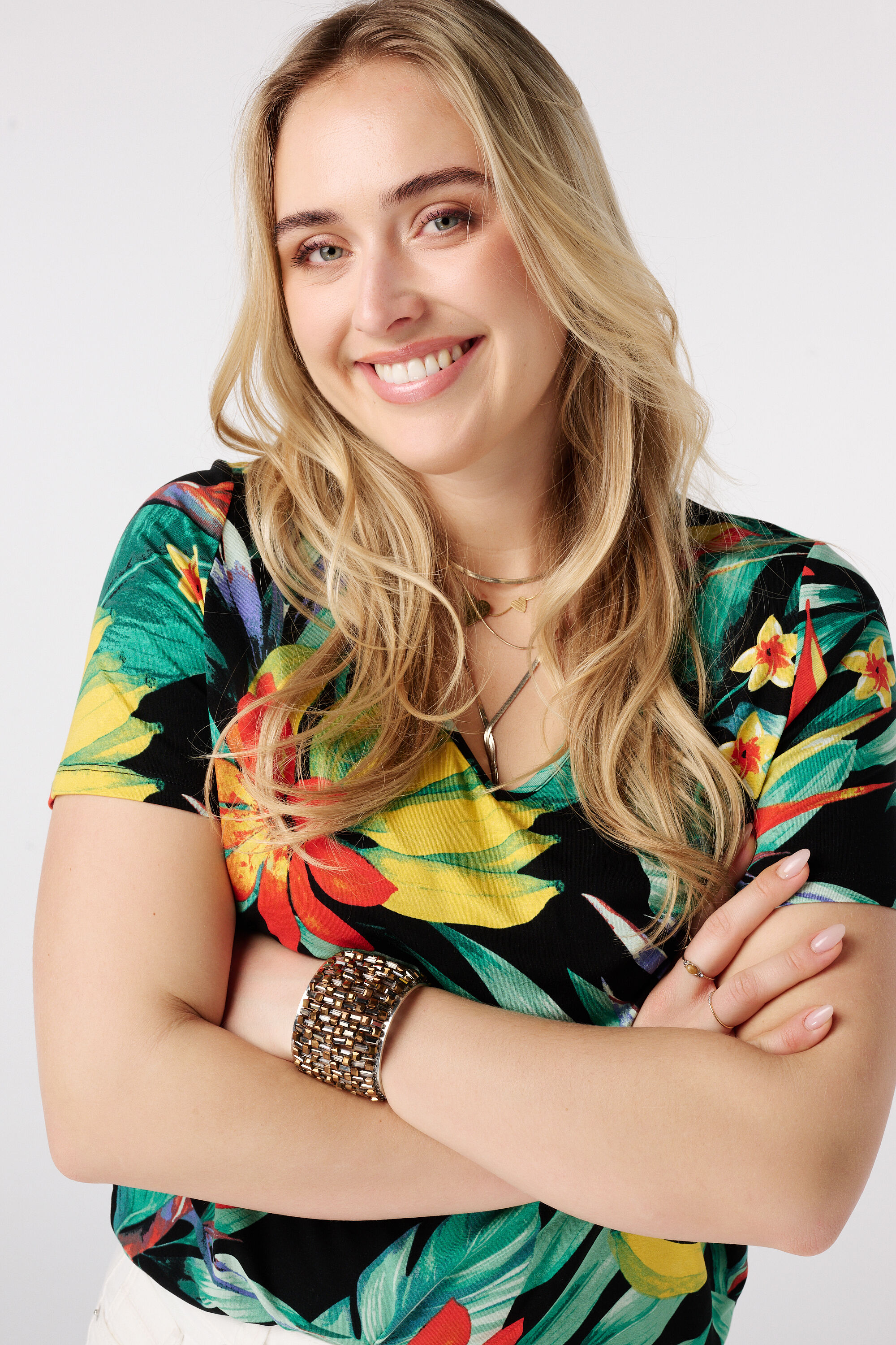 T-shirt met print en v-hals image number 4