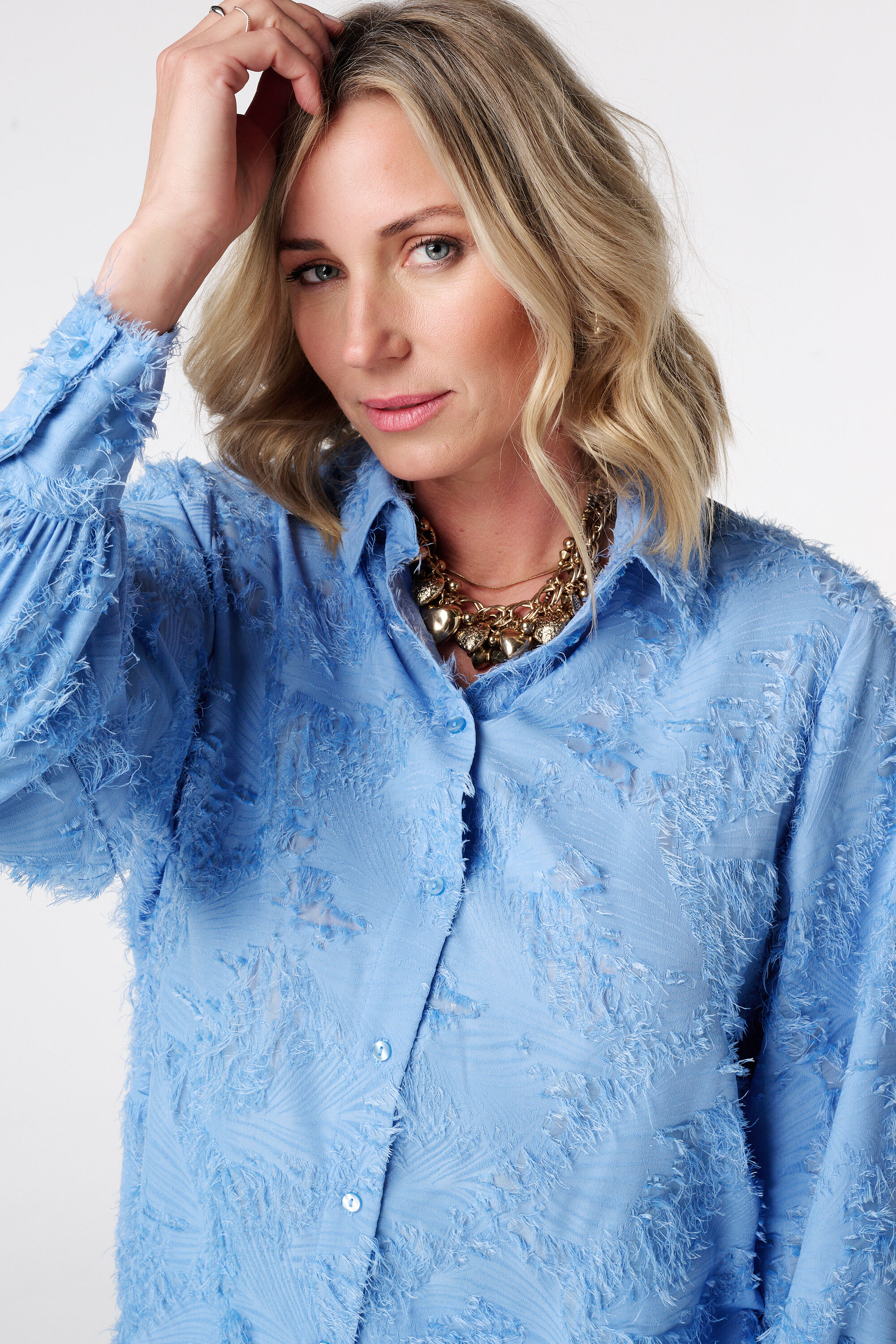 Fluffy blouse image number 4