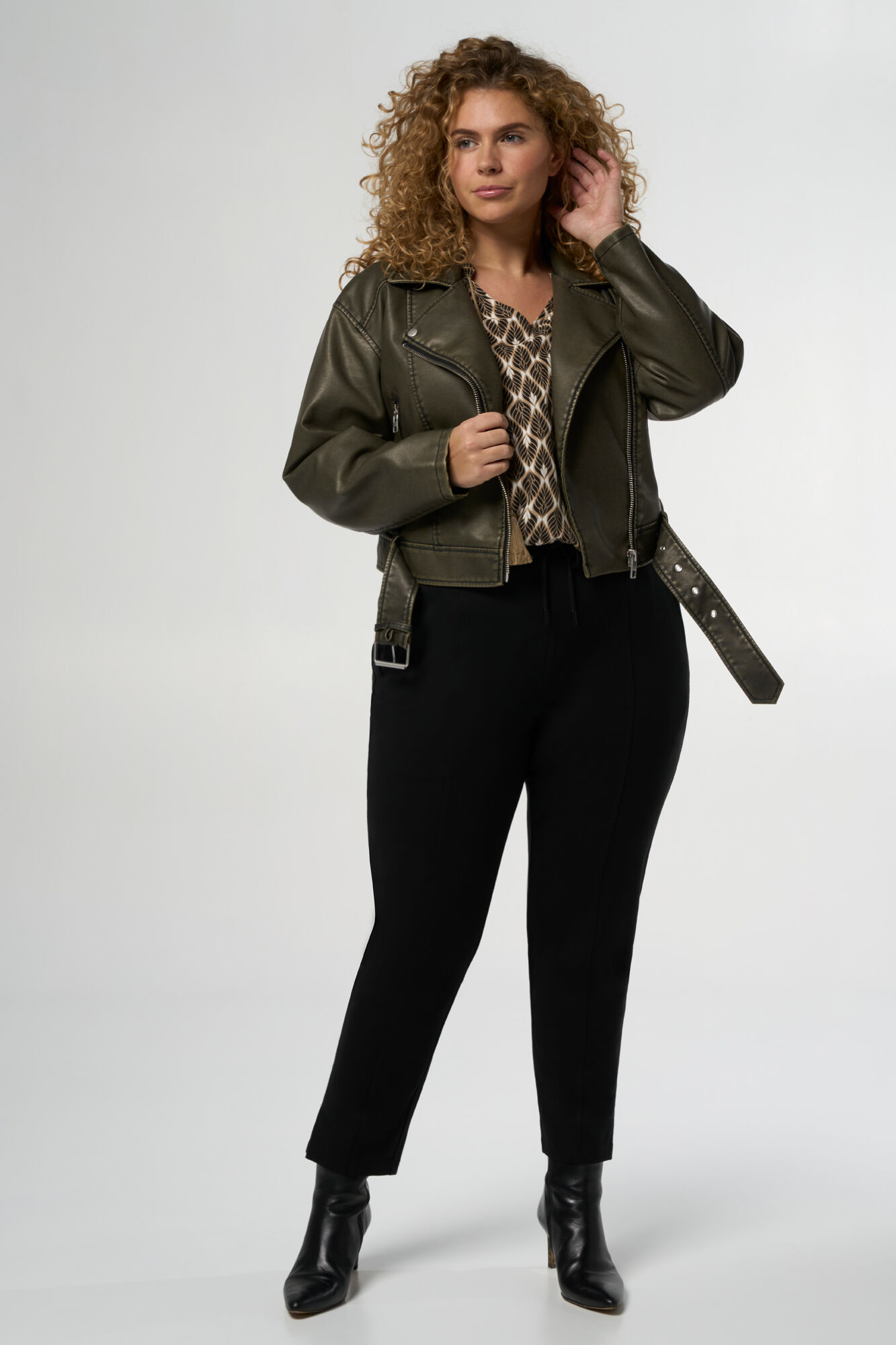 Oversized bikerjack in leerlook image number 5