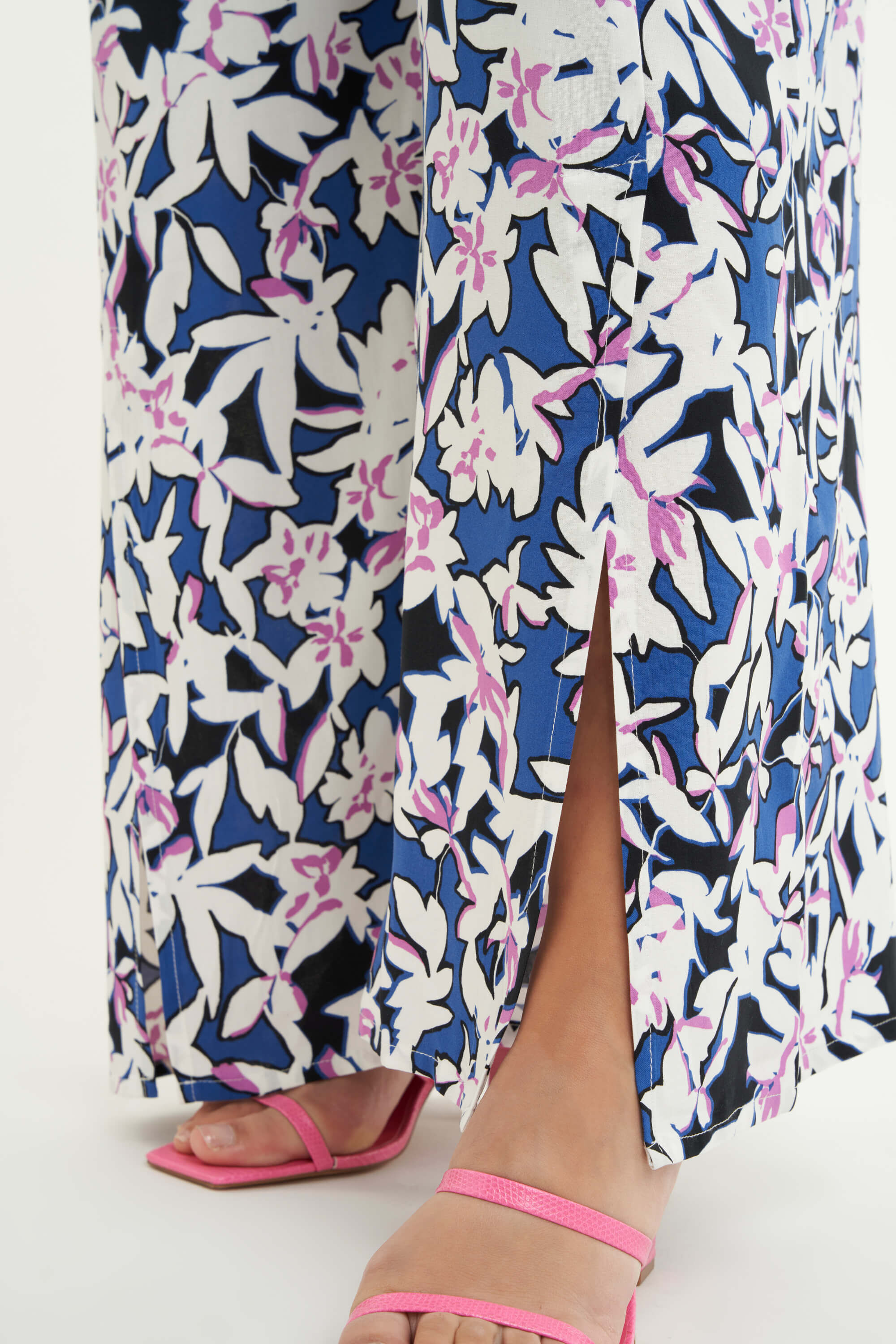 Wijde broek met split image number 6