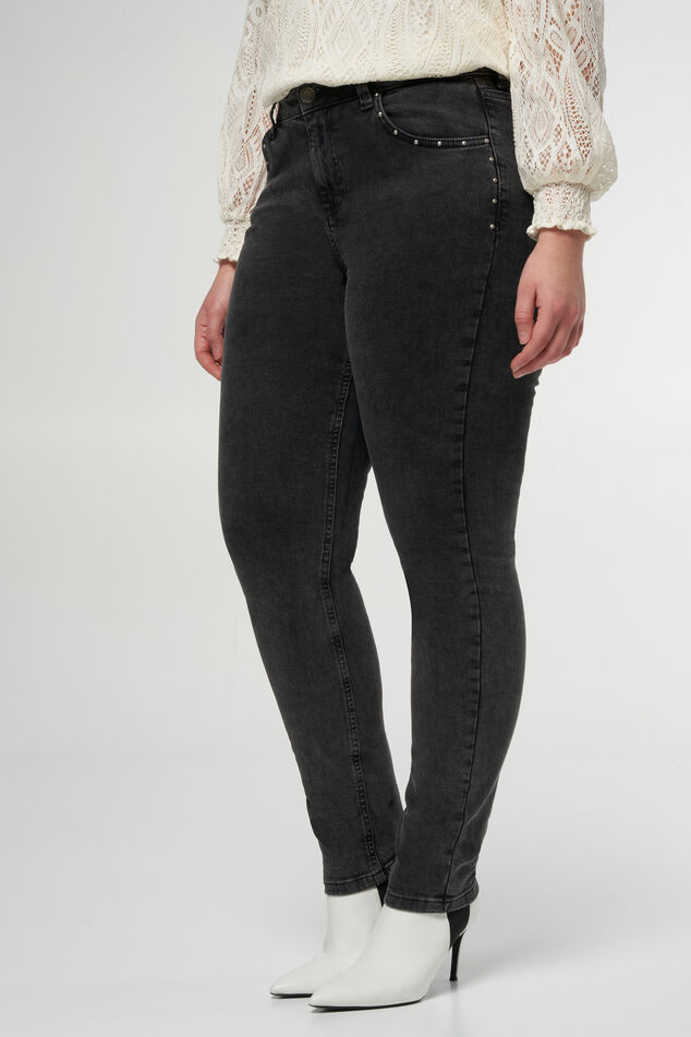 Slim leg jeans met studs details image number 5