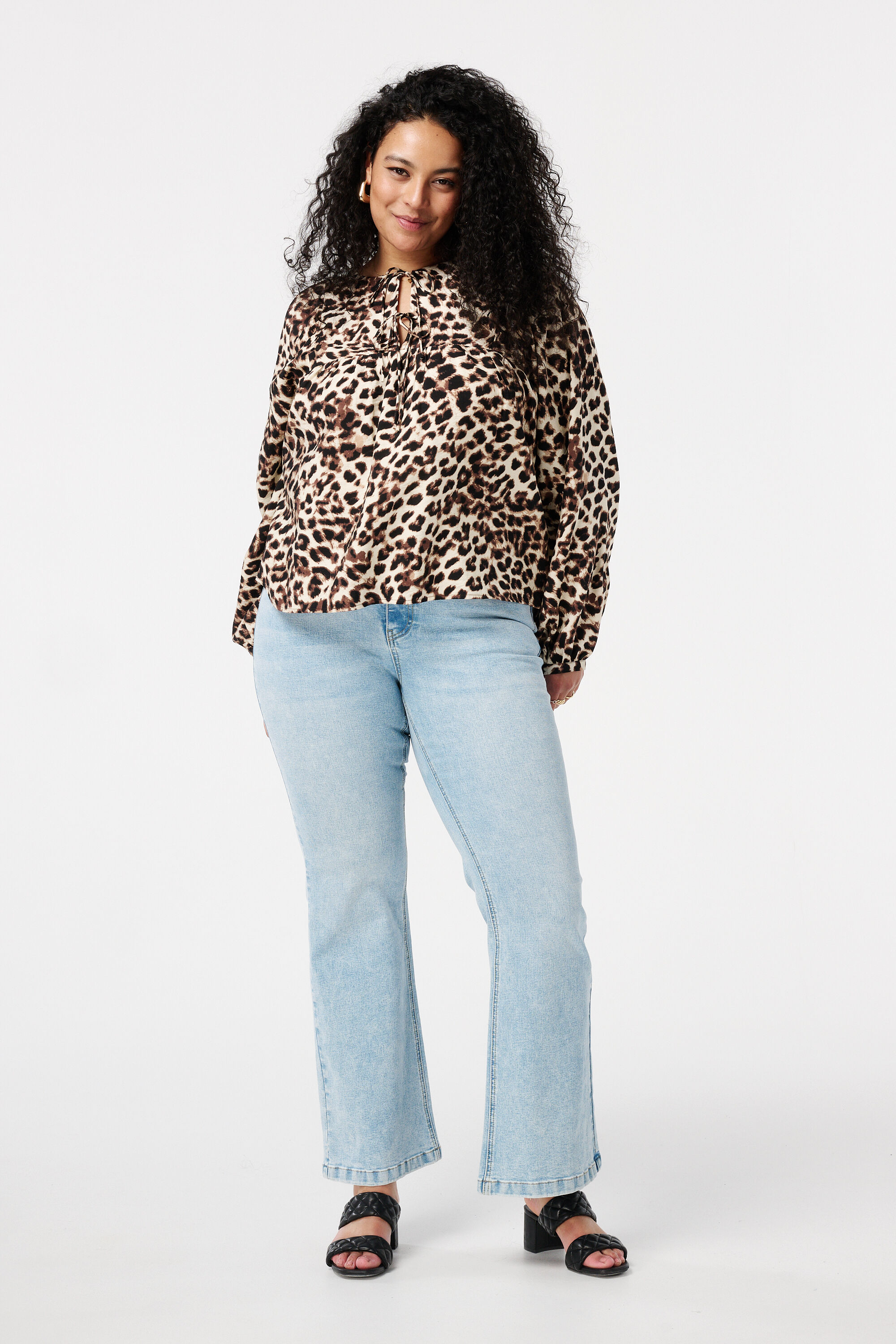 Blouse met strikdetail image number 5