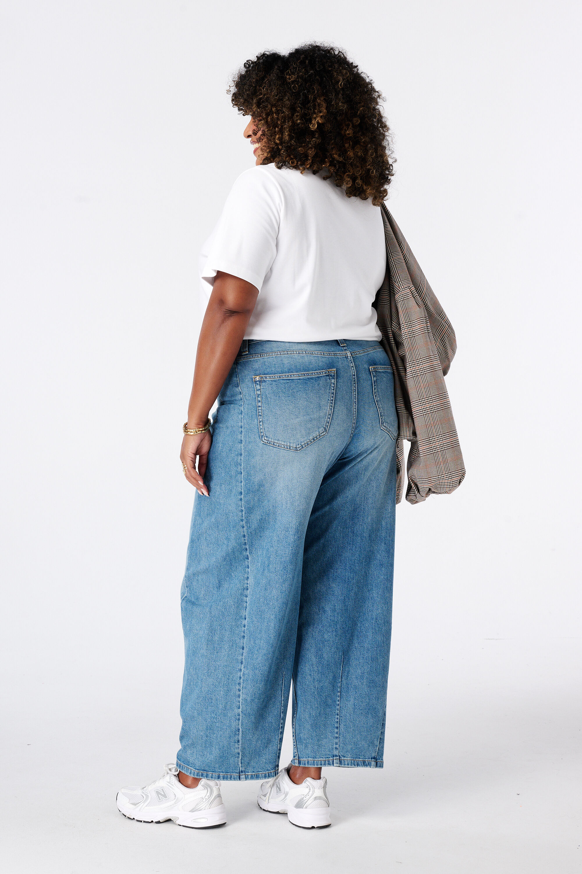 Ballon jeans met siernaden image number 3