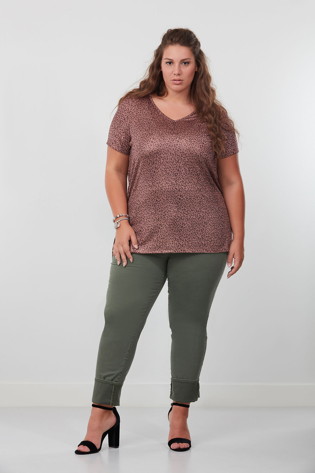 Top met all-over print image number 3