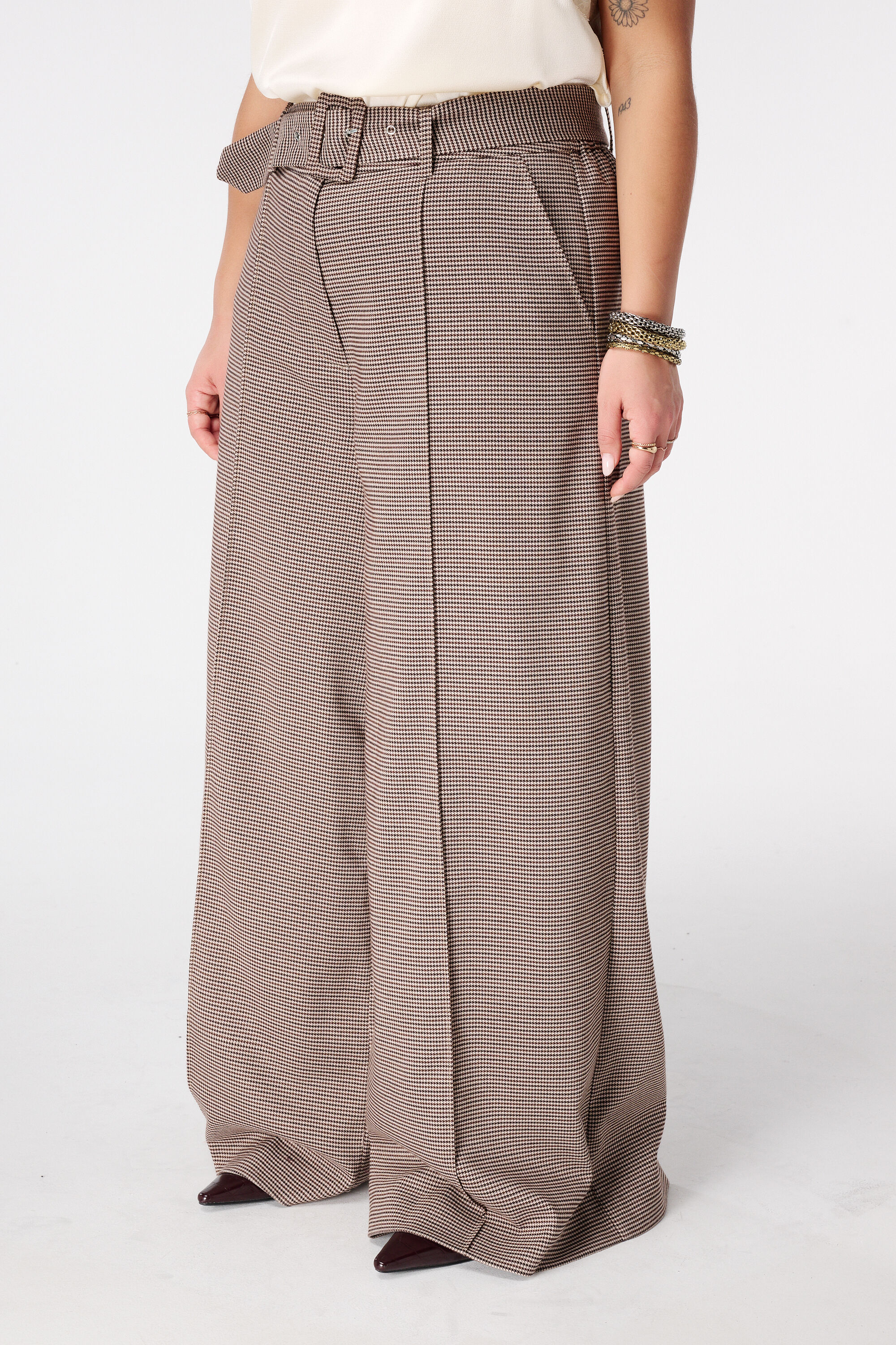 Wide leg broek met ceintuur image number 5