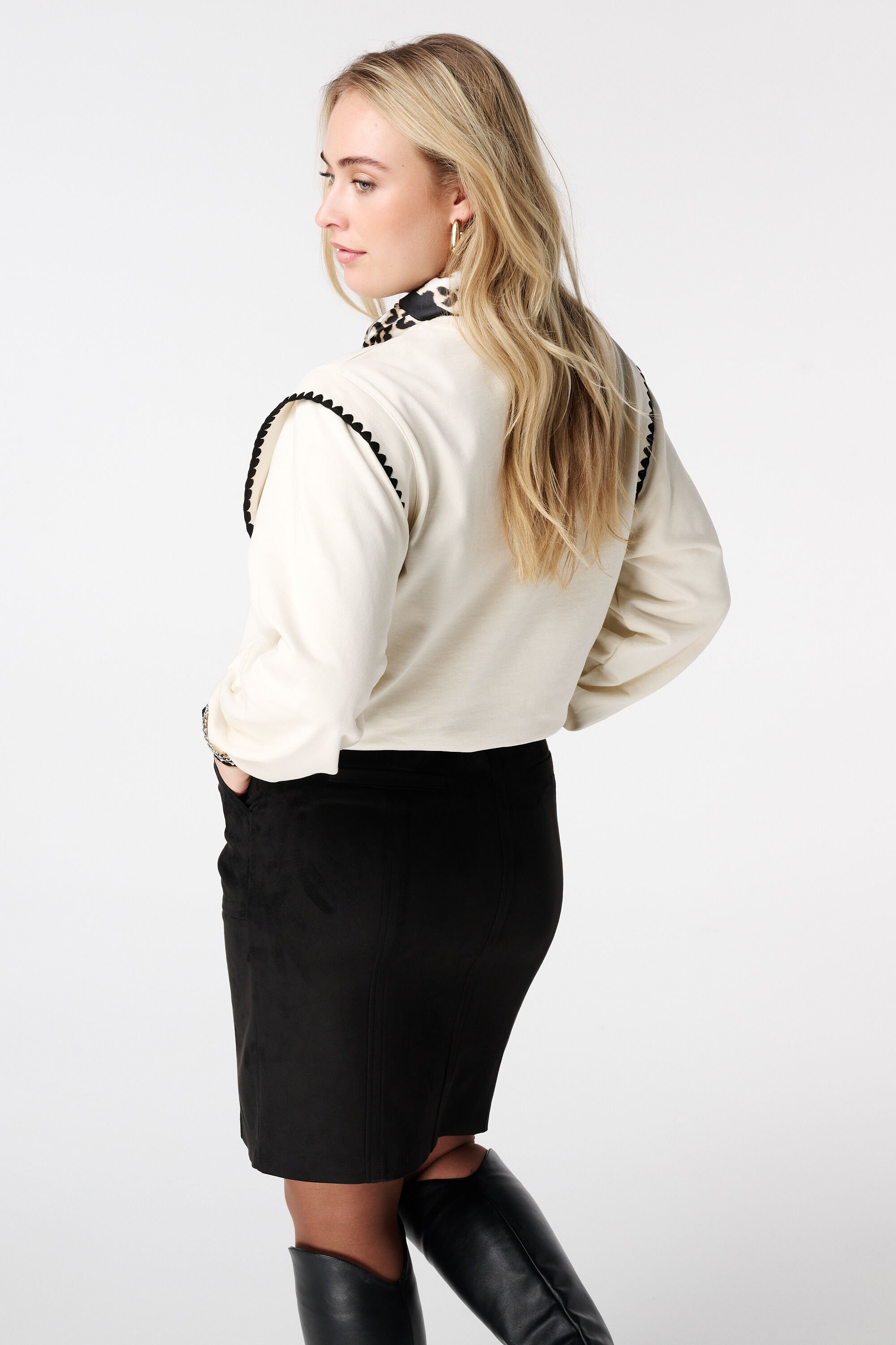 Trui met contrastboorden image number 3