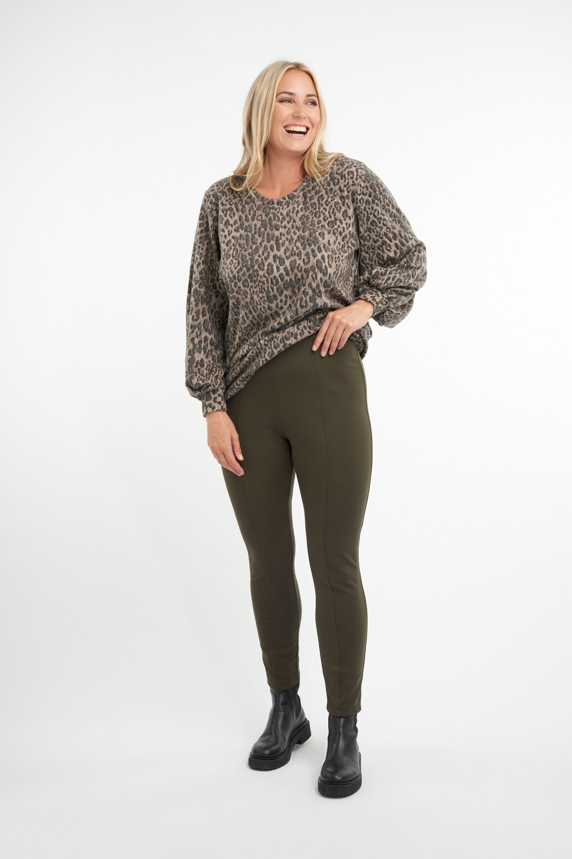 Tregging image number 6