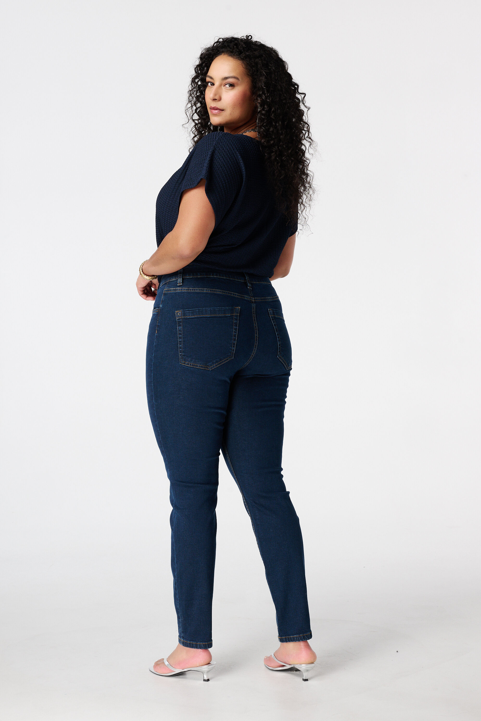 Slim leg jeans IRIS met stretch image number 3