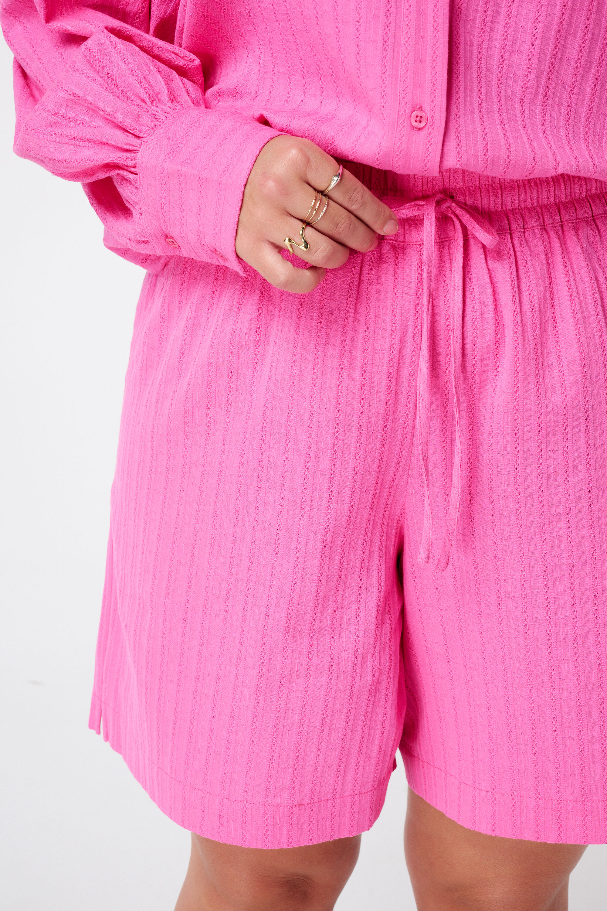 Shorts met streep details image number 4