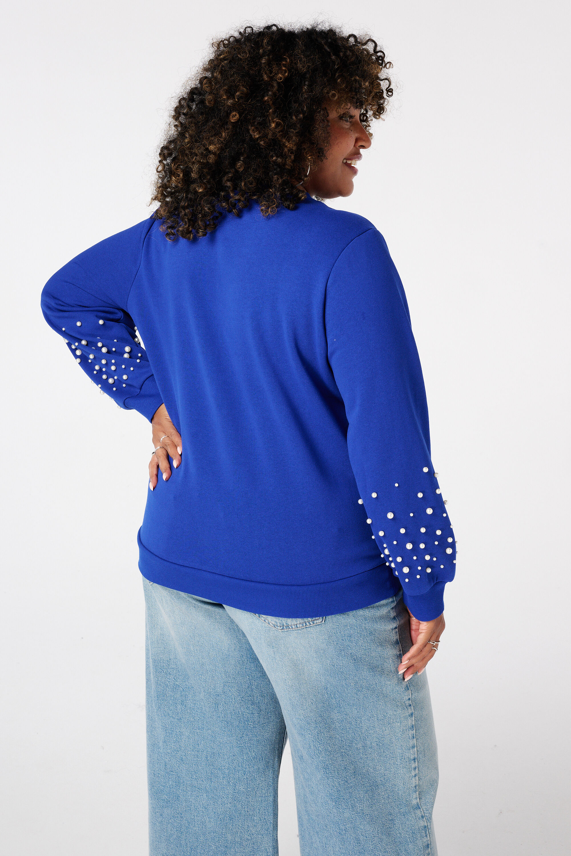 Sweater met parel detail image number 3