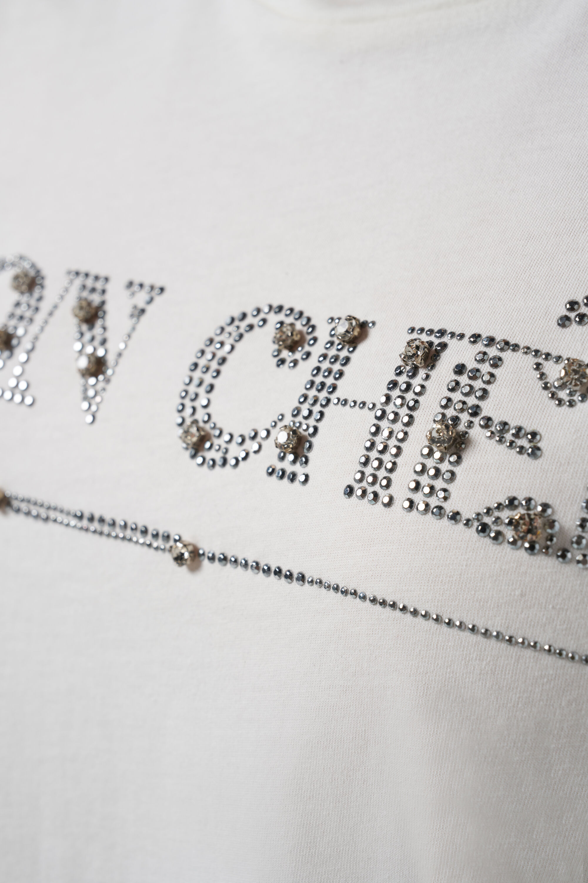 T-shirt met steentjes image number 4