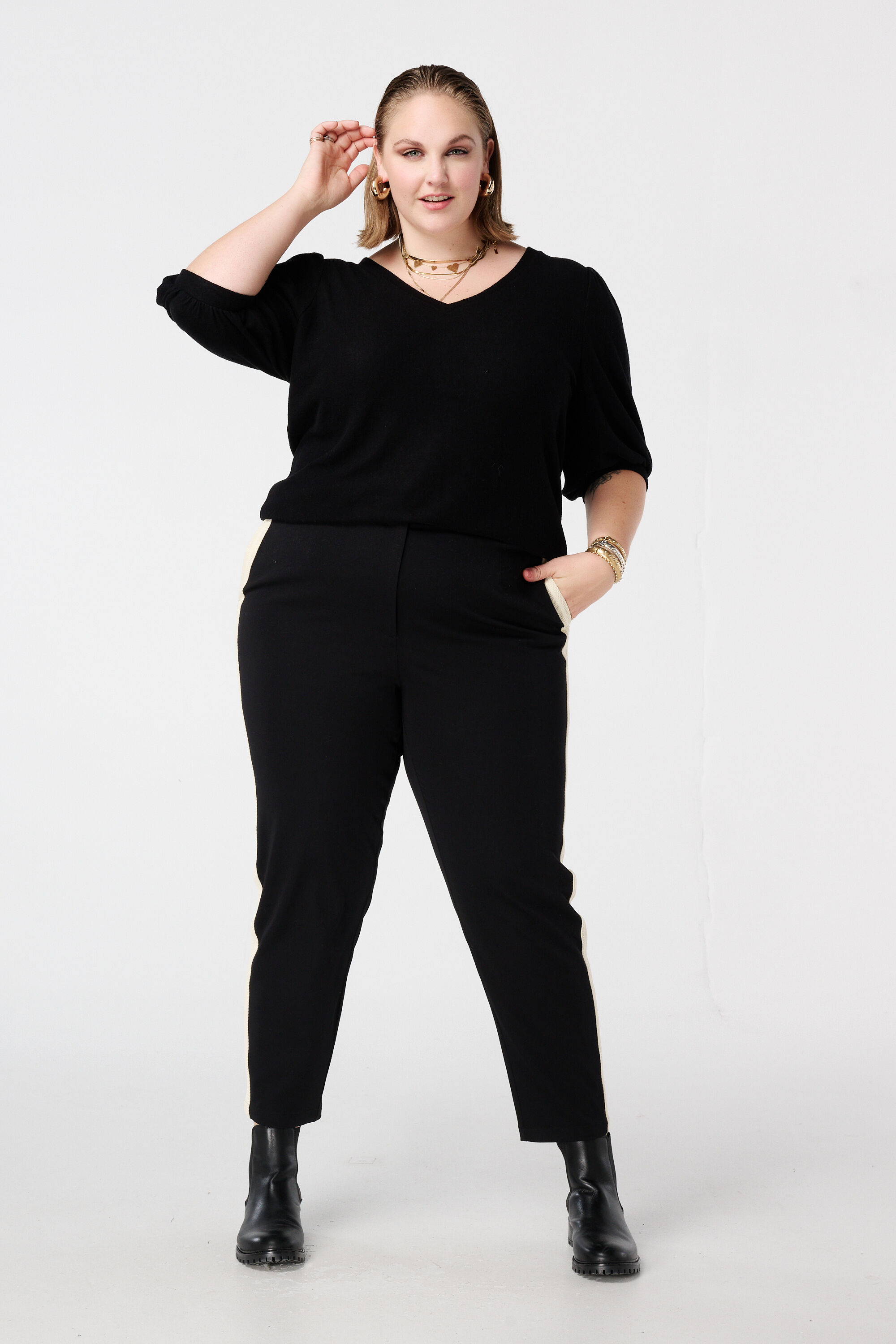 Top met korte ballonmouw image number 5