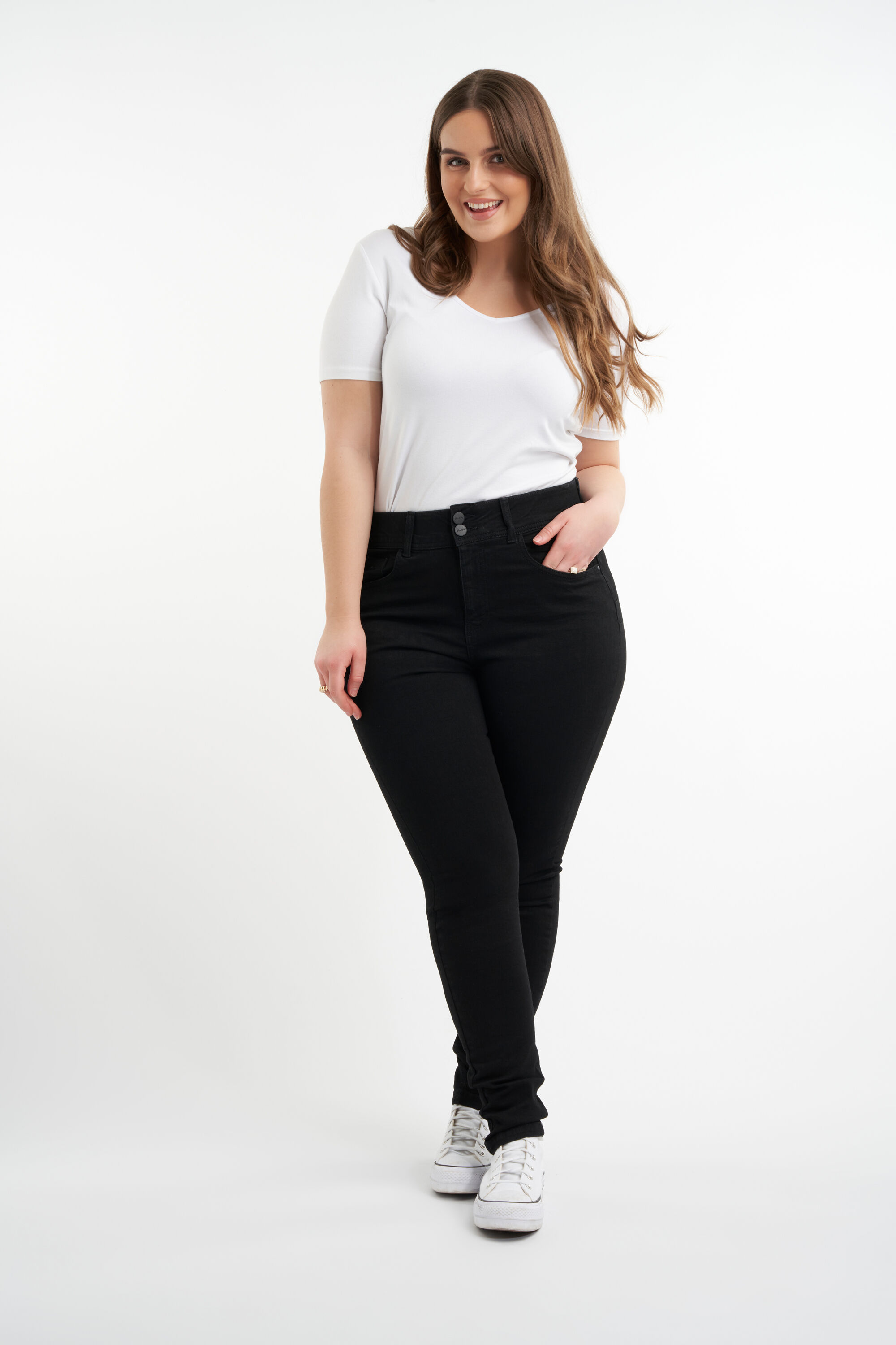 Shaping Skinny Jeans SCULPTS image number 6