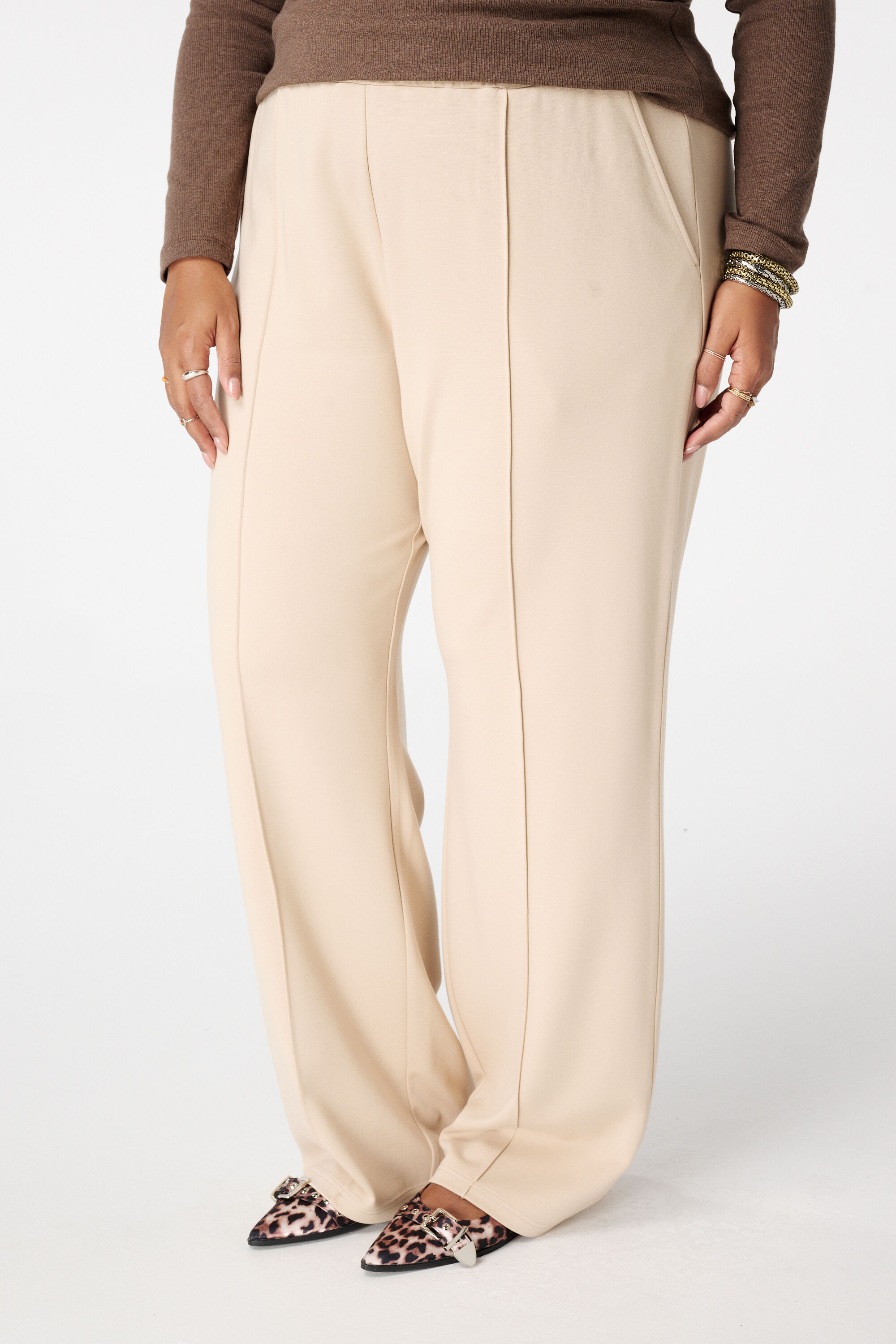 Wide leg pantalon met siernaden image number 5