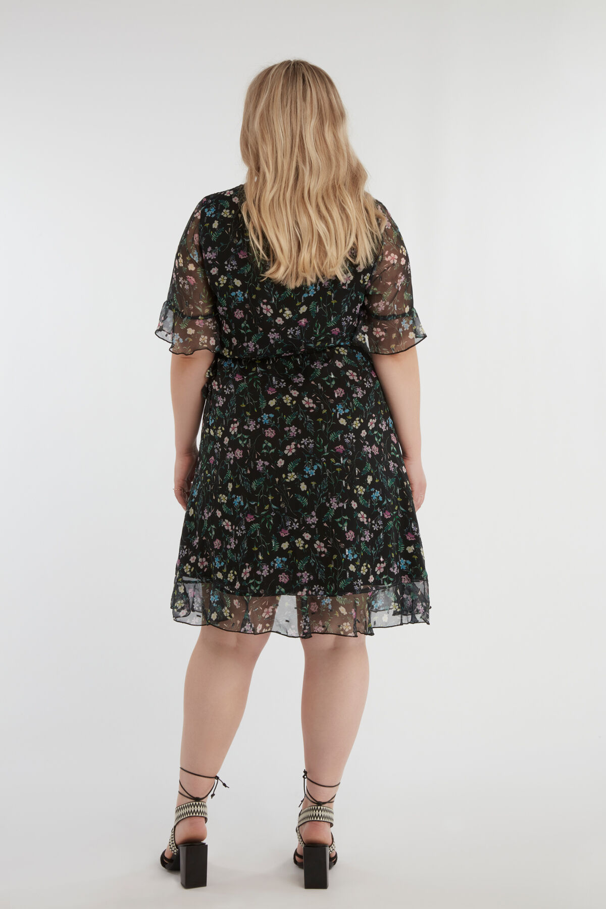 Wikkeljurk met bloemen print en lurex  image number 5