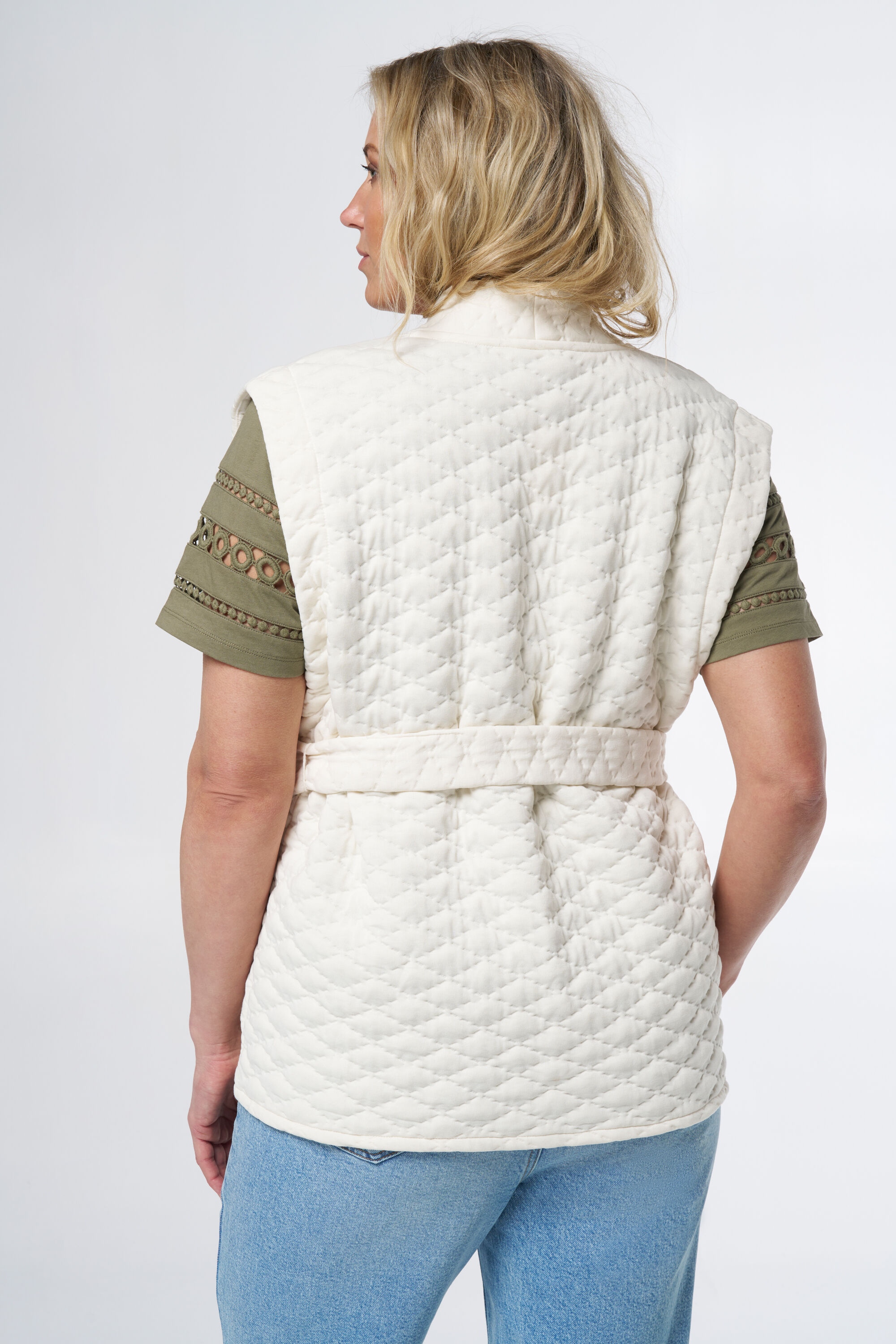 Ruimvallende gilet met ceintuur image number 3