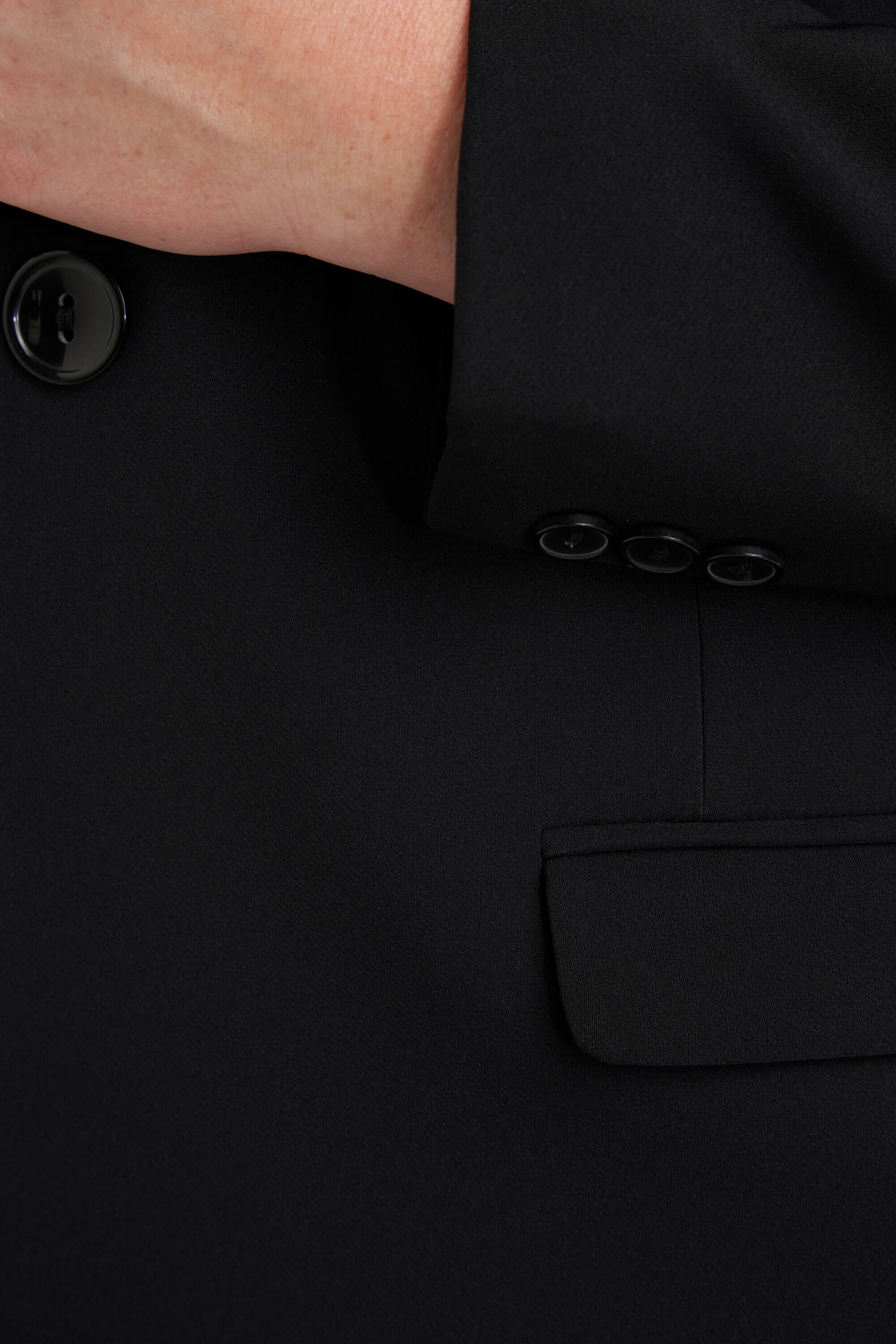 Blazer image number 4