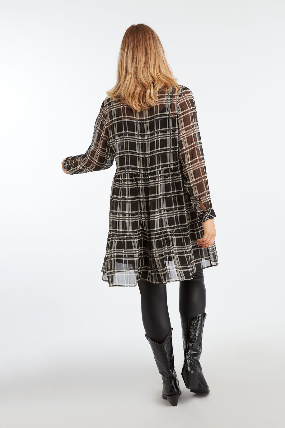 Tuniekjurk image number 6