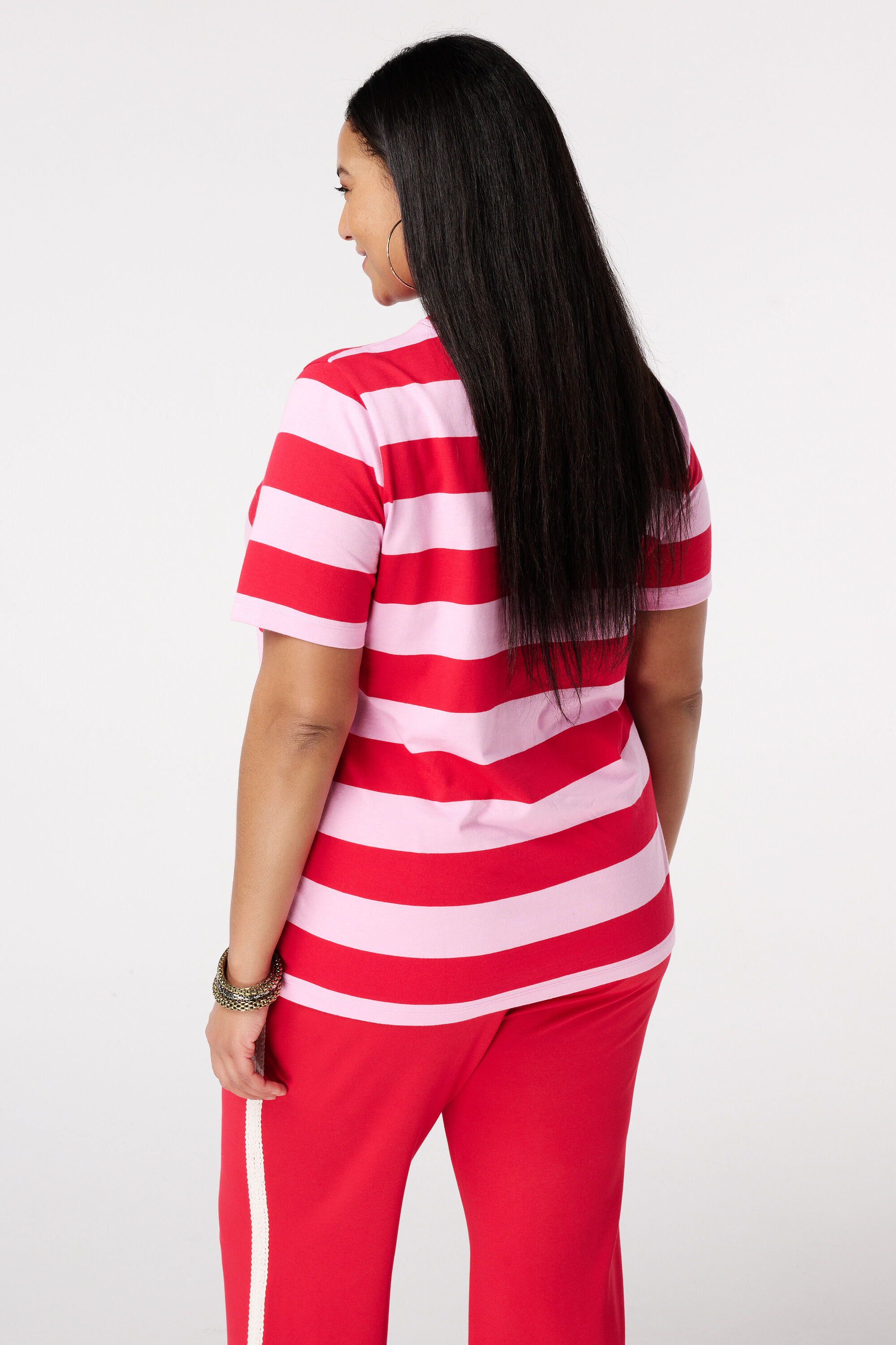 Gestreept t-shirt met kanten tekst image number 3