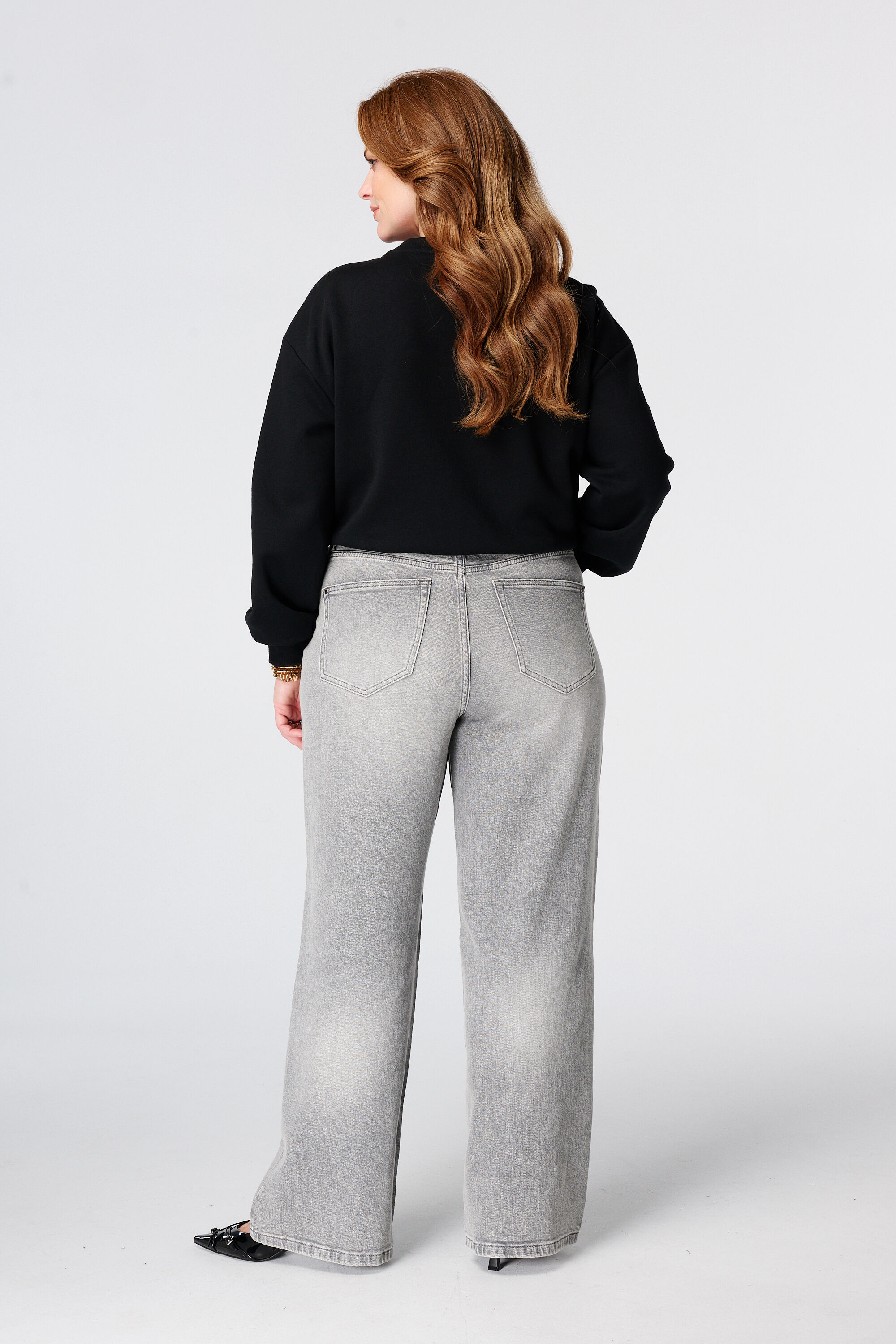 Wide leg jeans met riempje image number 3