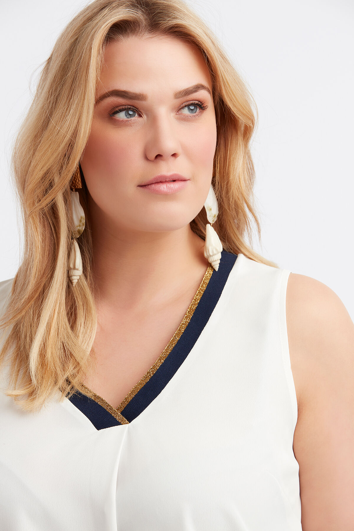 Mouwloze blouse met lurex image number 3