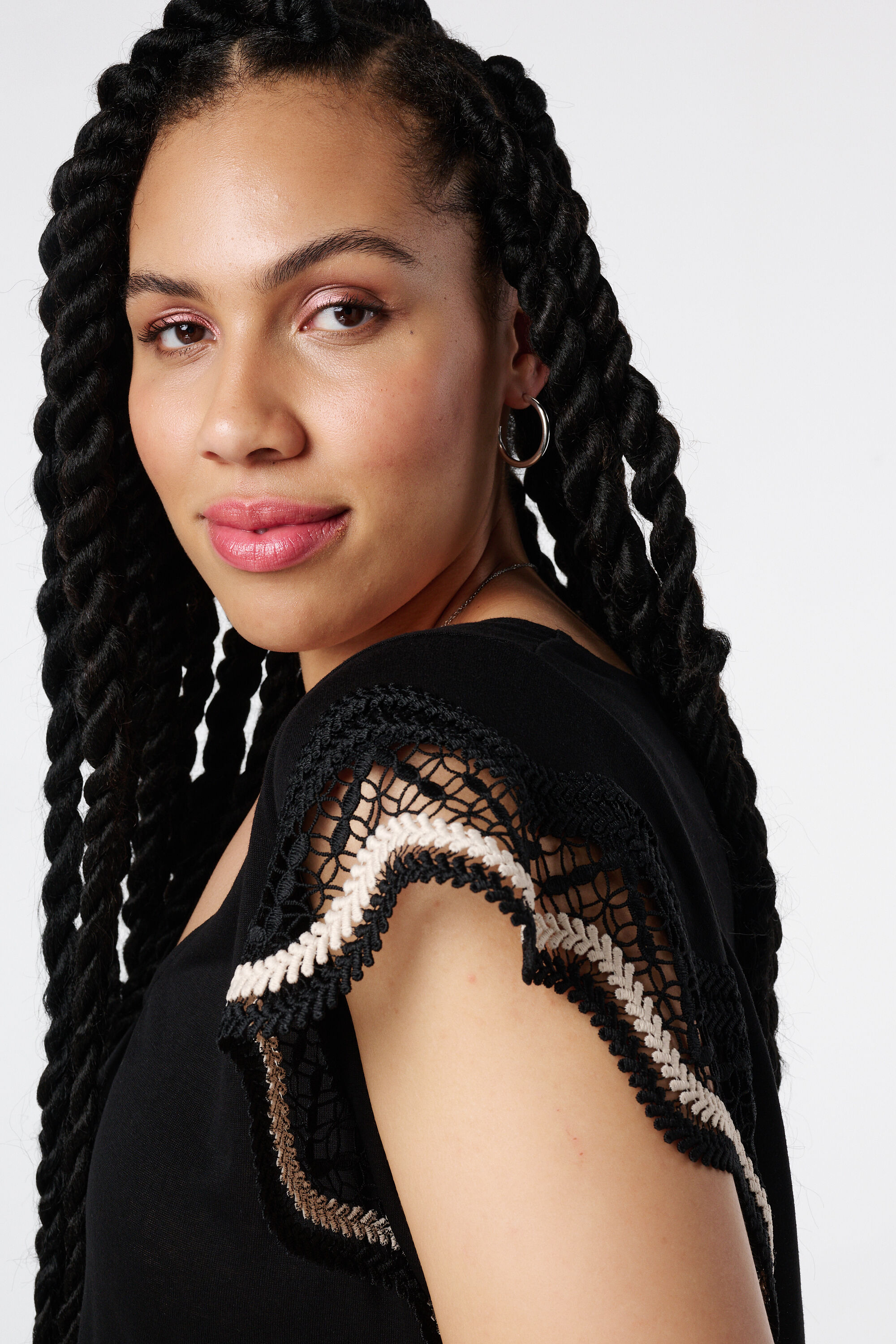 T-shirt met gehaakte details image number 4