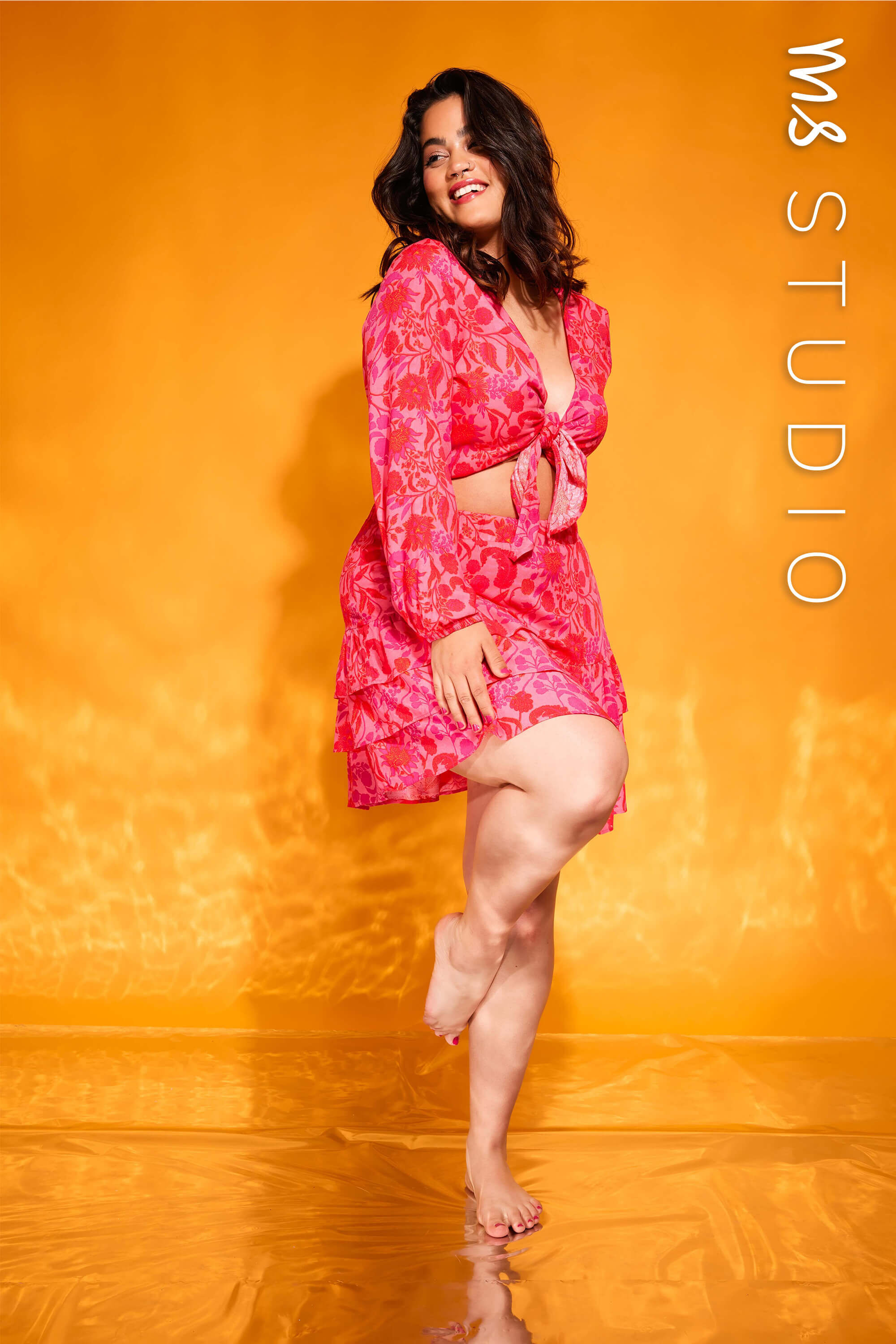 Korte top met knoop image number 0