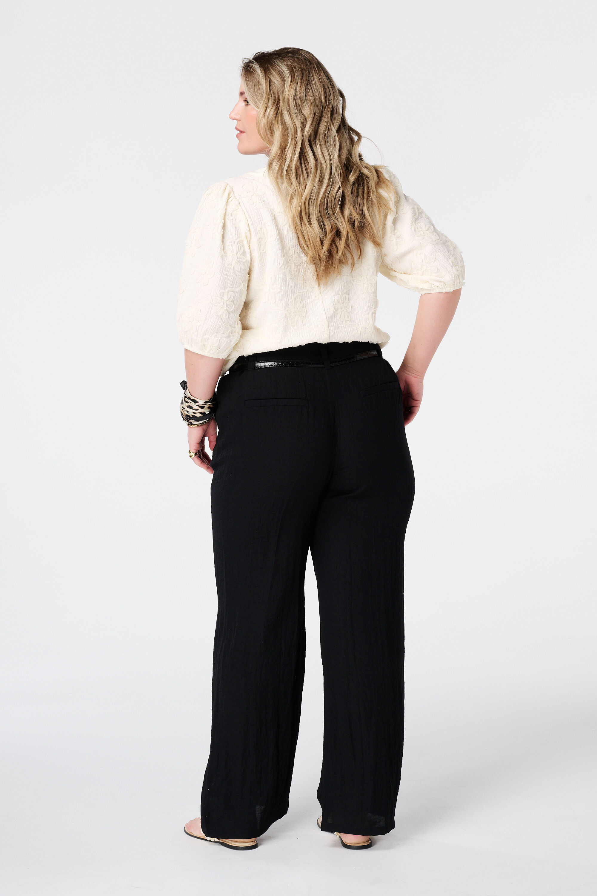 Linnen broek met ceintuur image number 3