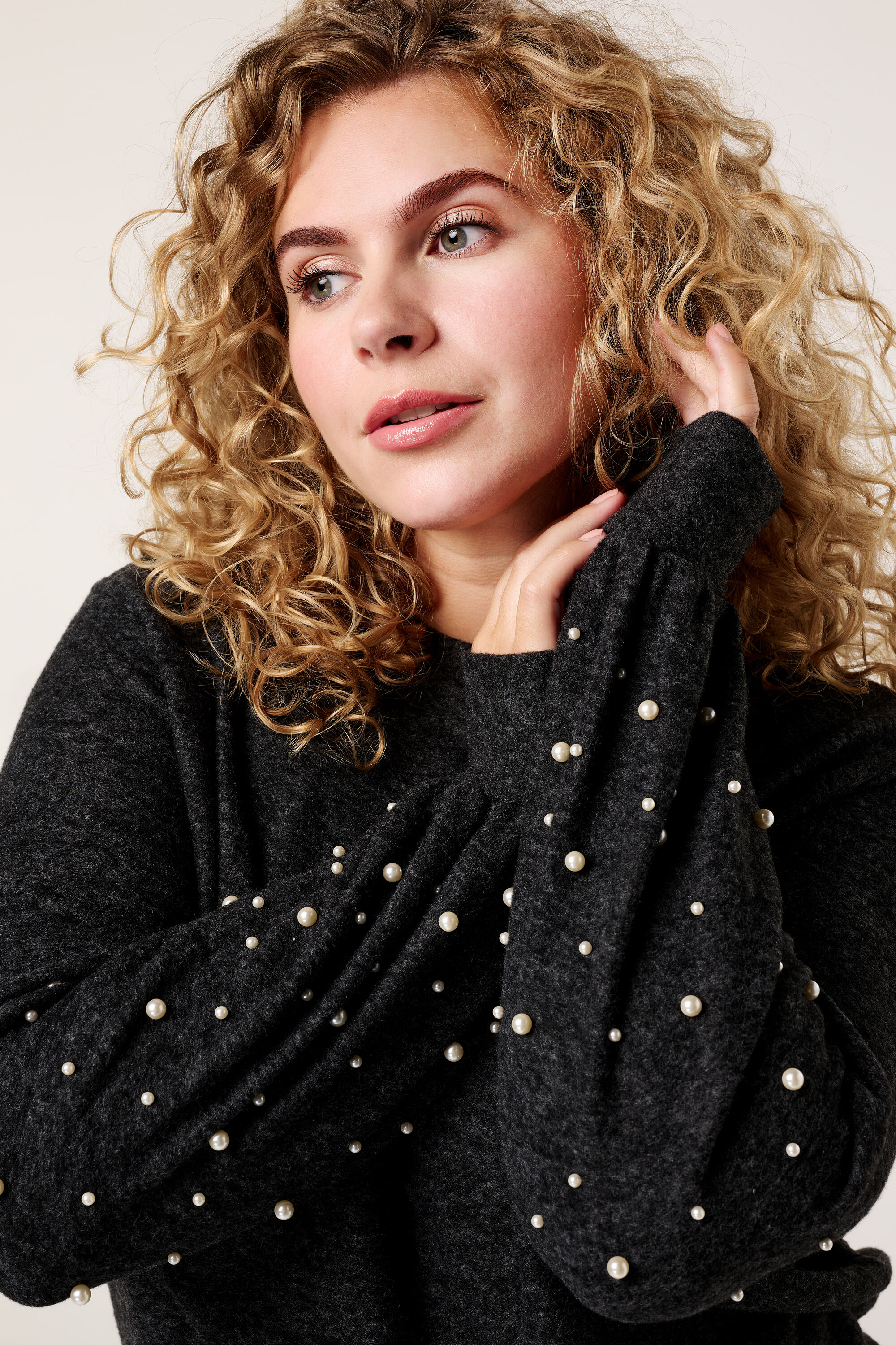 Dames Trui met parels dark grey melange MS Mode