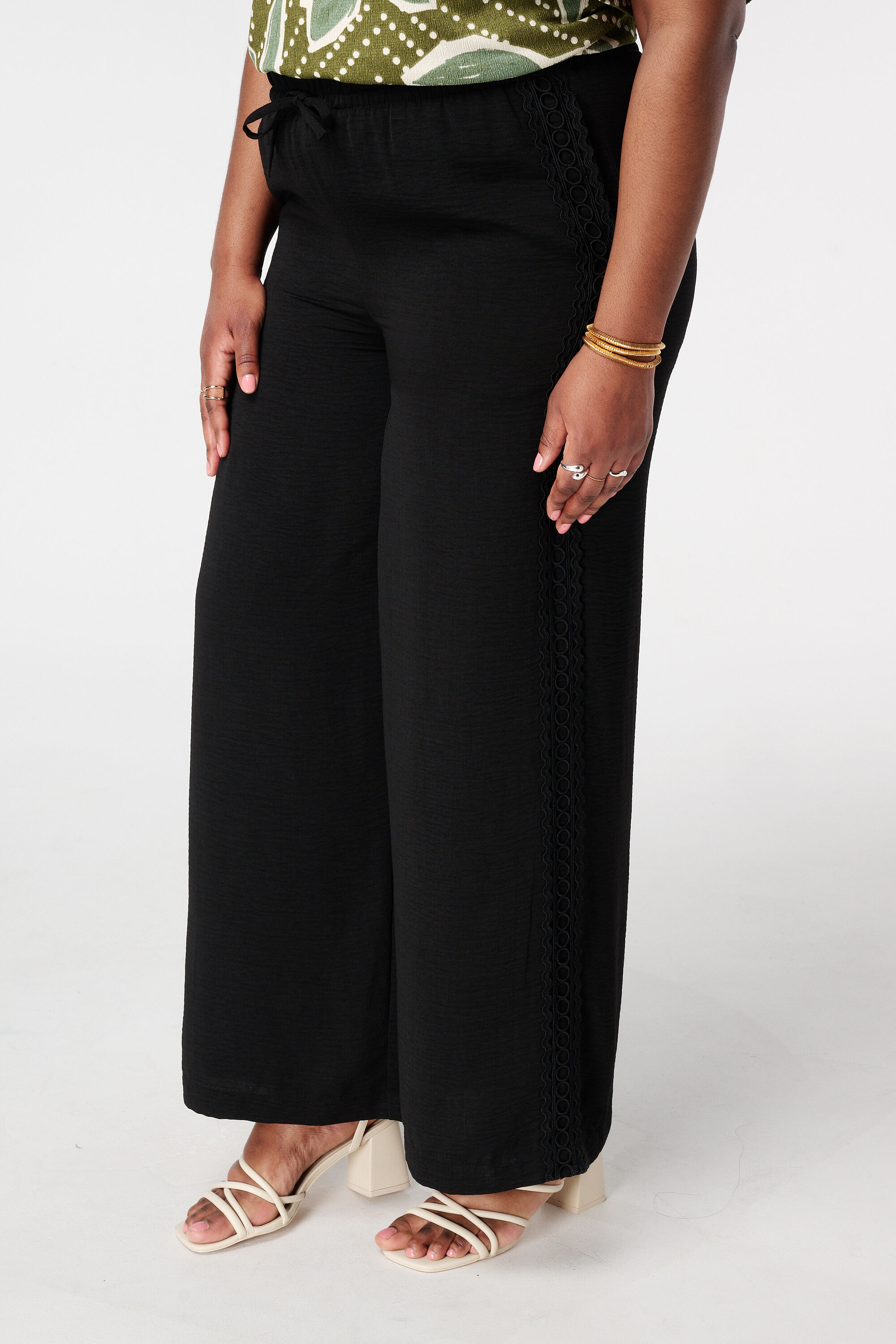 Straight leg broek met sierdetail image number 5