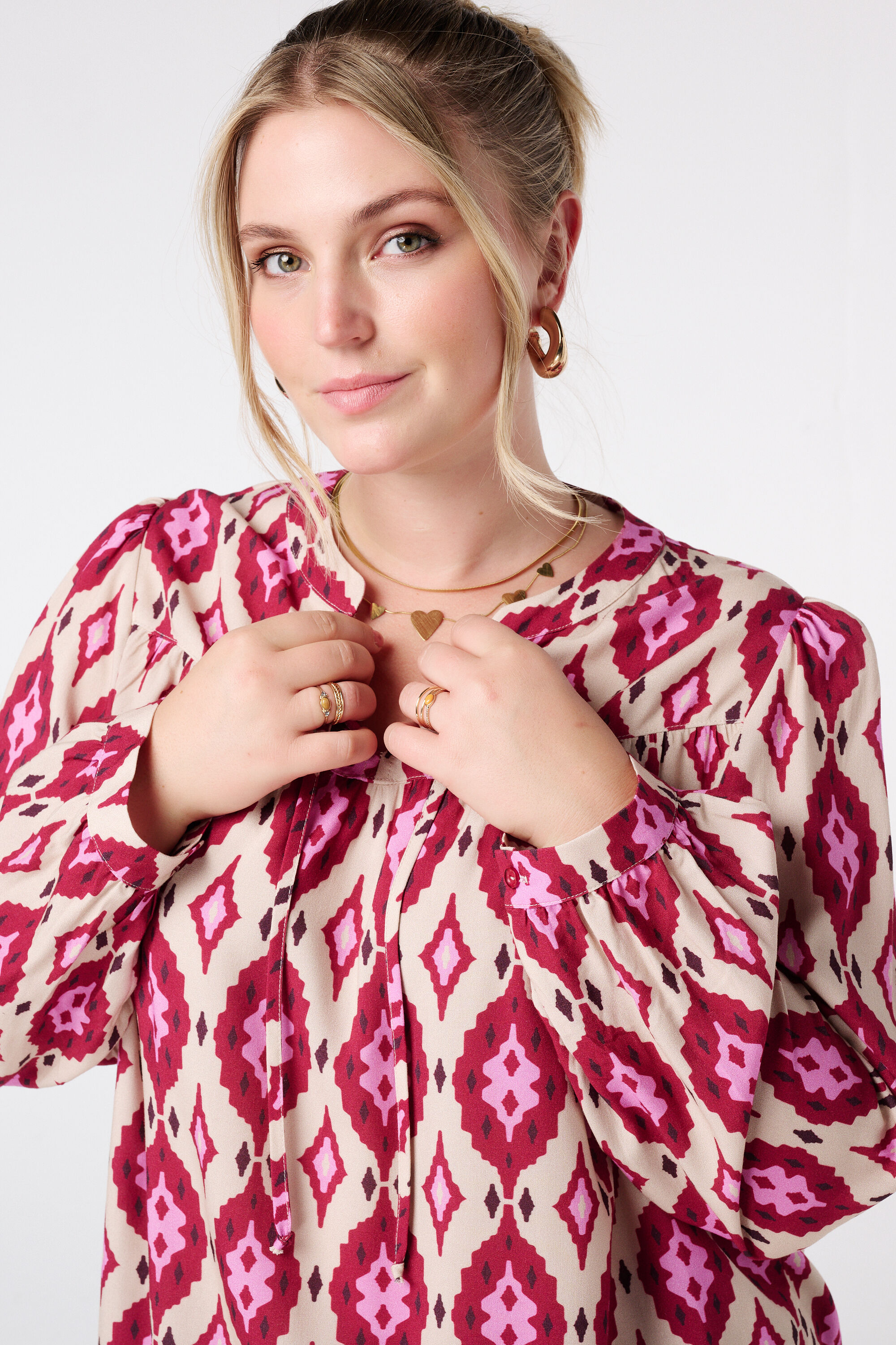 Blouse met print en klosjes image number 4