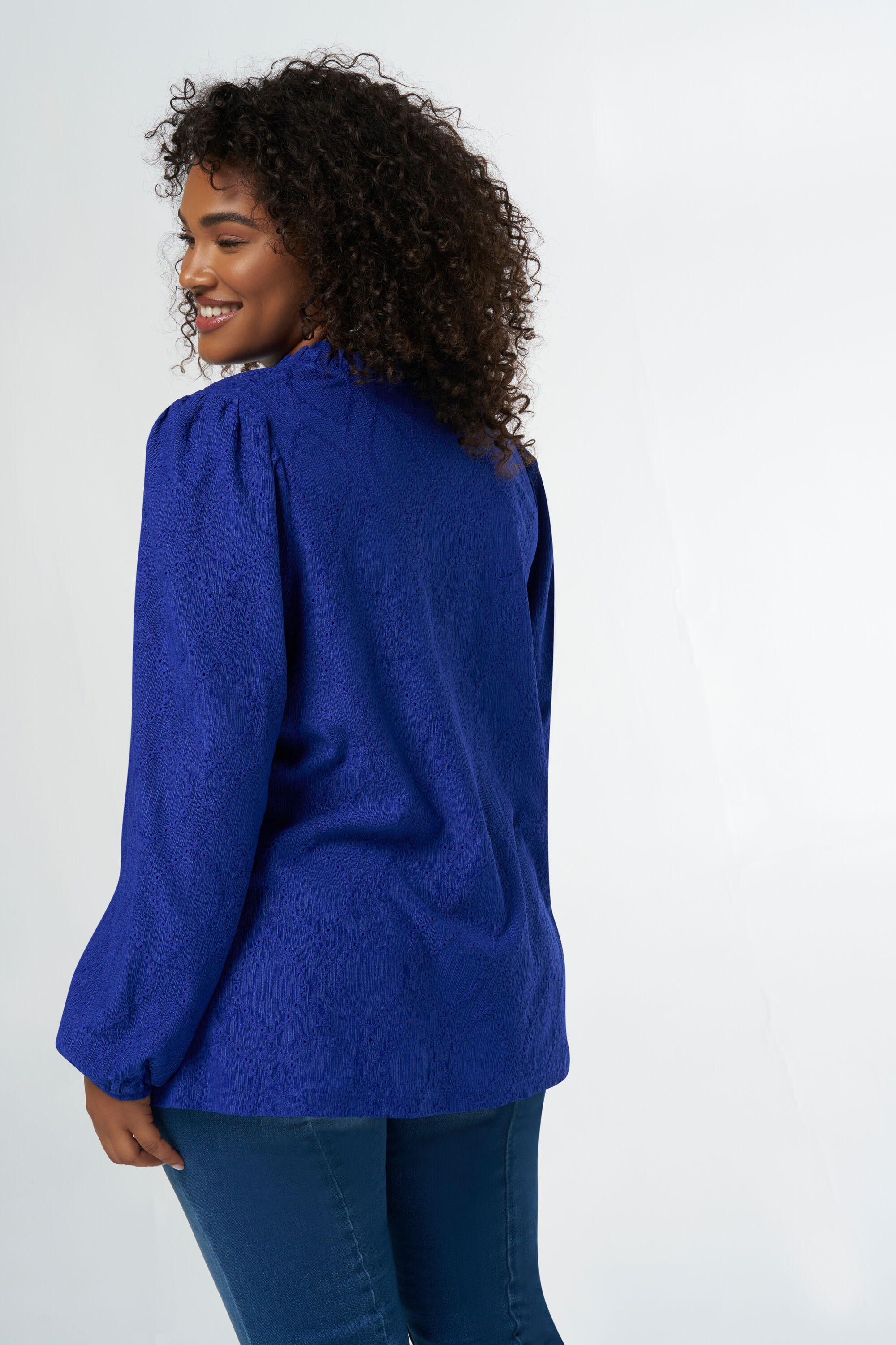 Broderie top image number 3