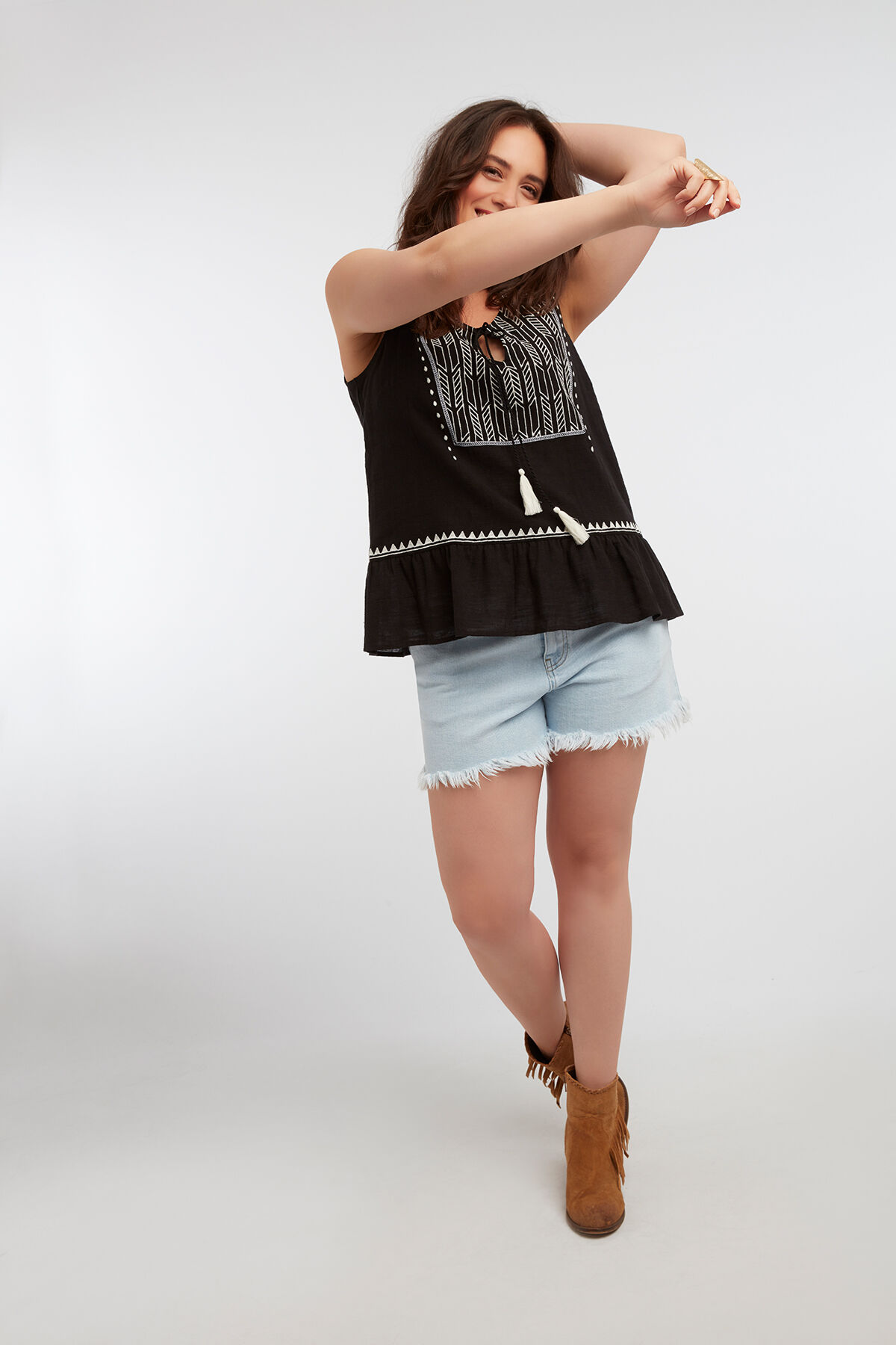 Mouwloze blouse met embroidery image number 5