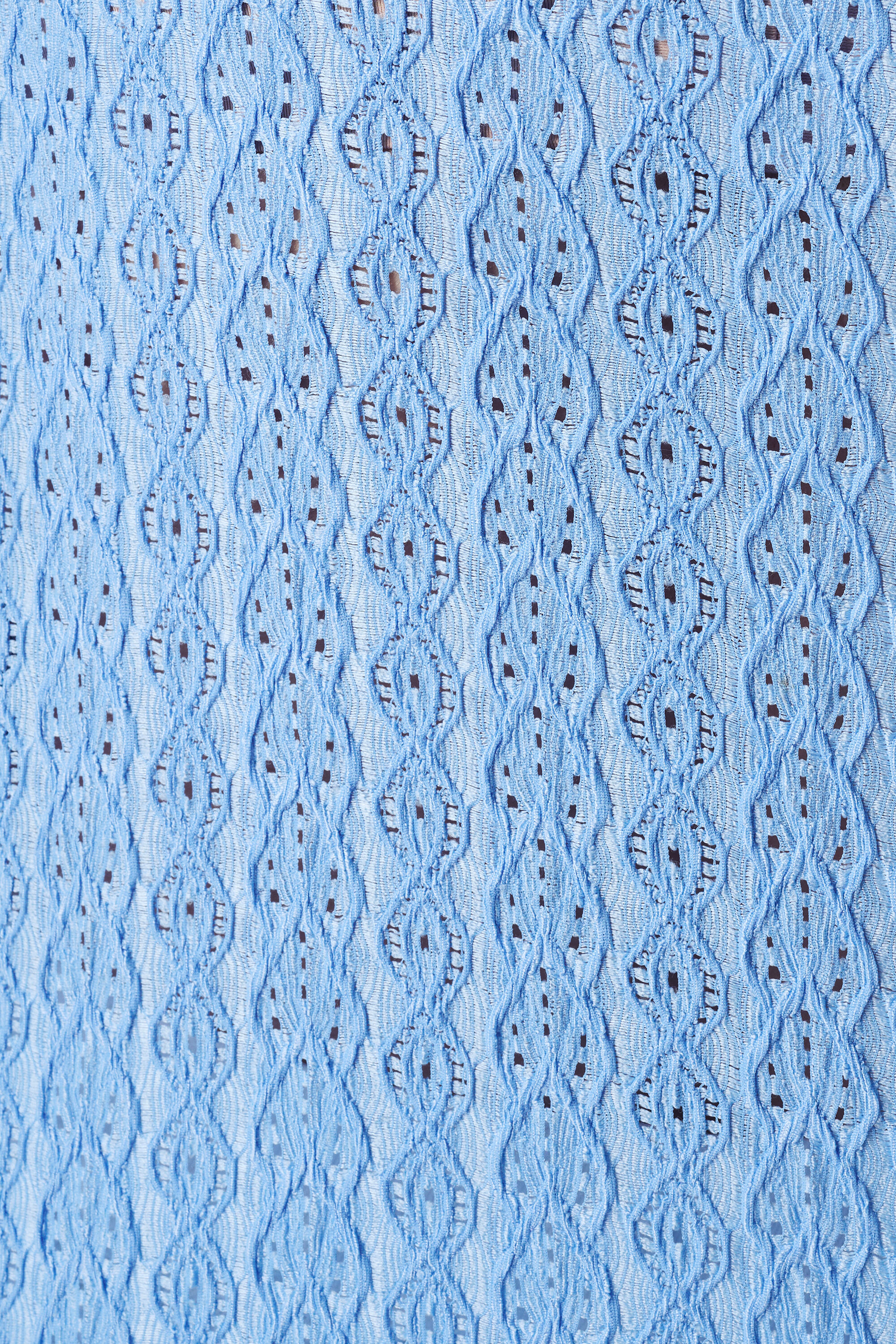 Broderie top met knopensluiting image number 6