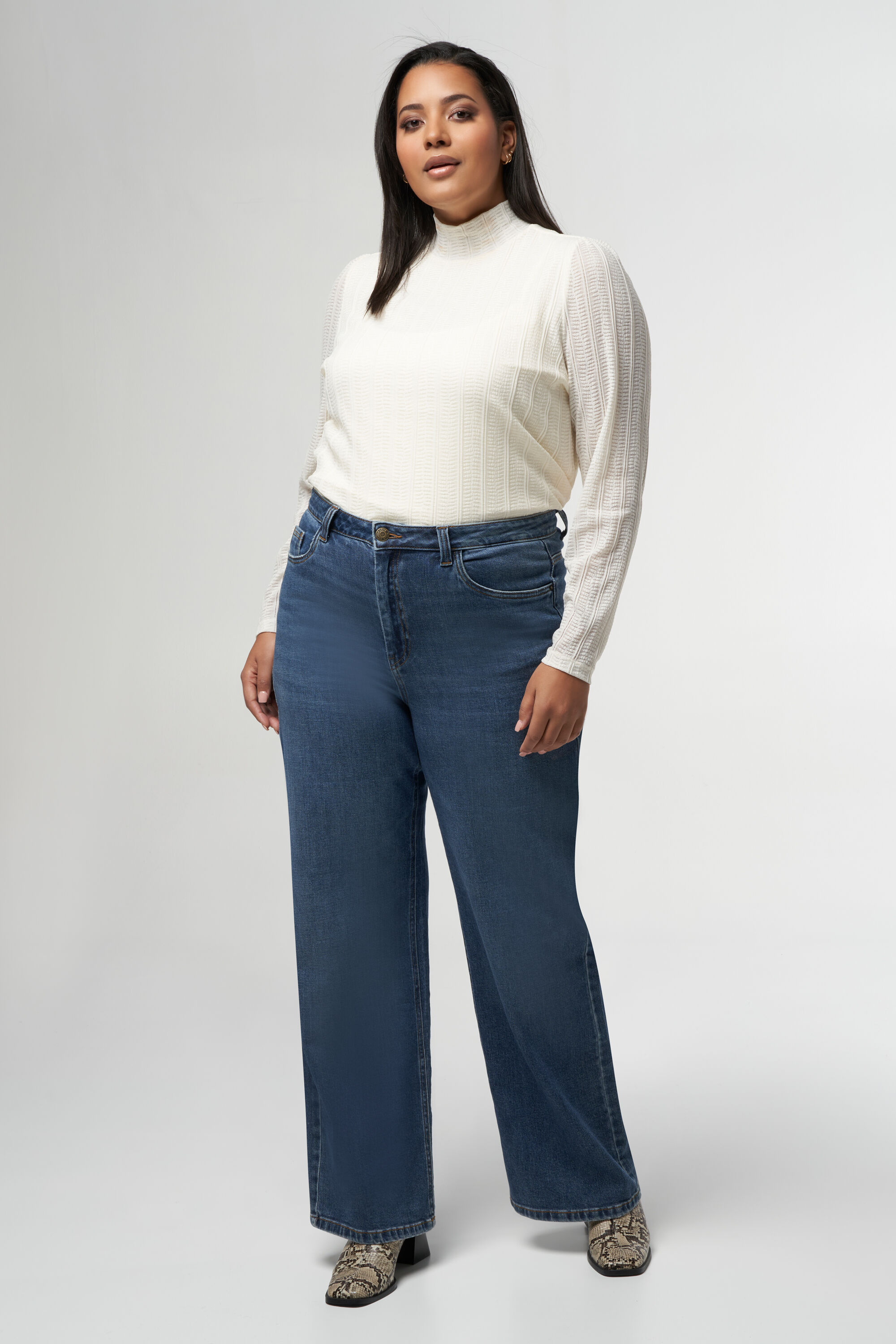 Jeans met wijde pijpen image number 6