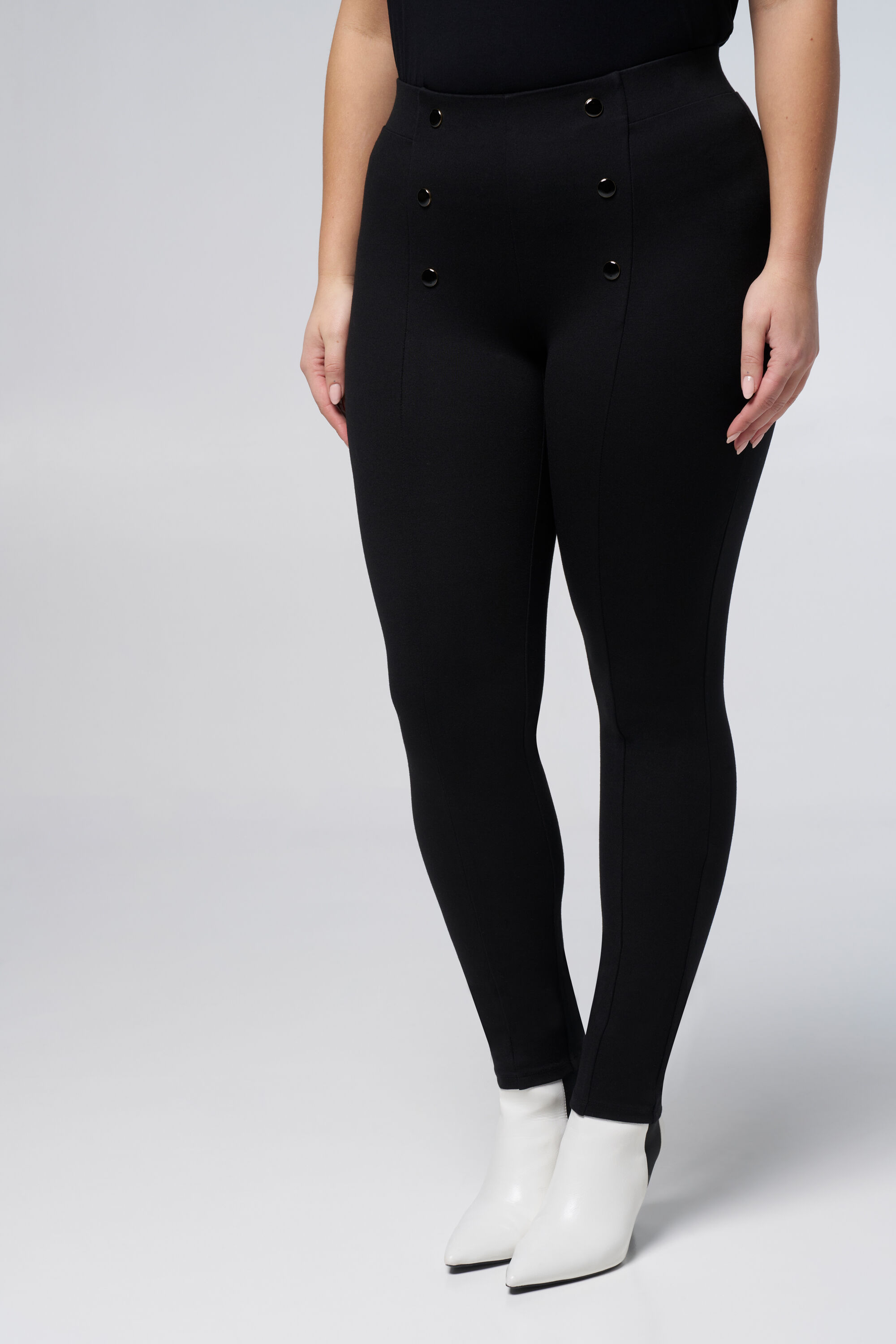 Tregging met gouden knopen image number 5