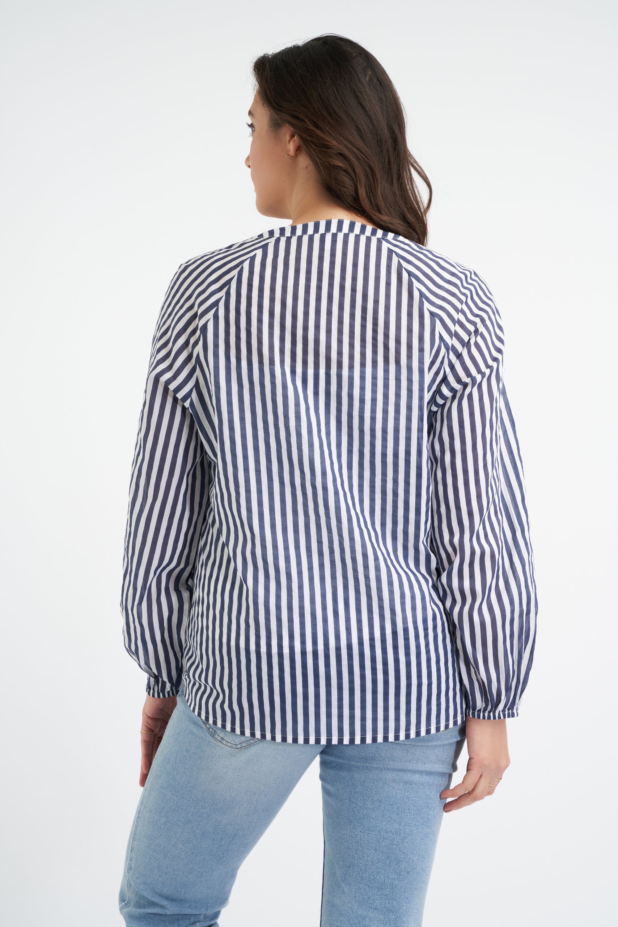 Katoenen blouse met knoopdetail image number null
